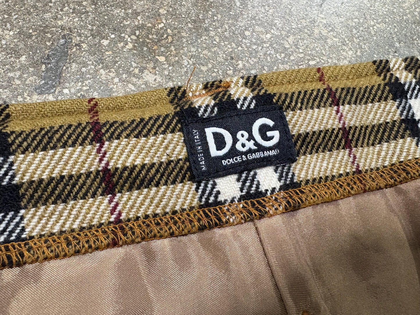Womens Dolce & Gabbana Plaid Pants - Size 27