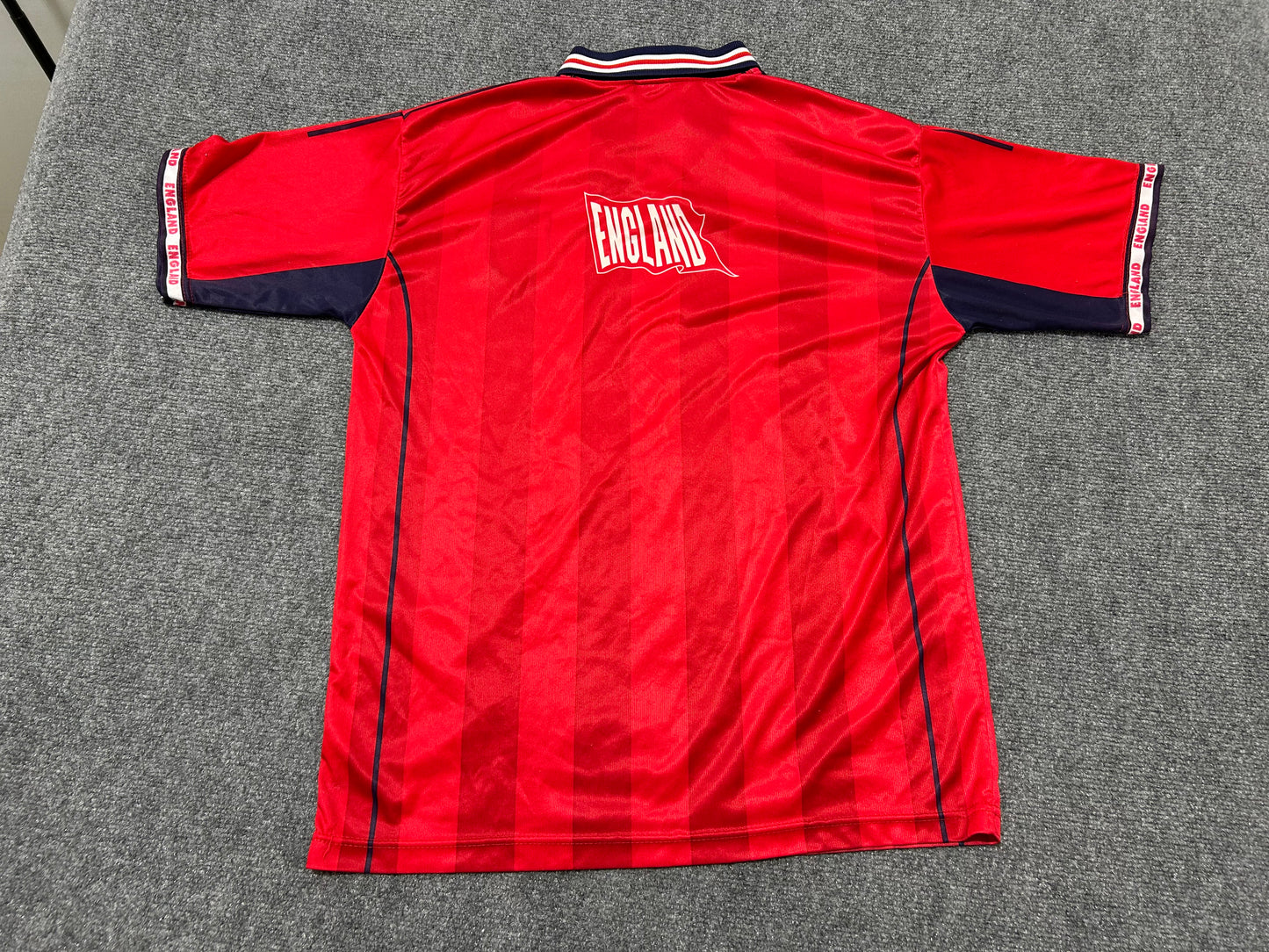 England National Soccer Team Soccer Jersey - Red size XL