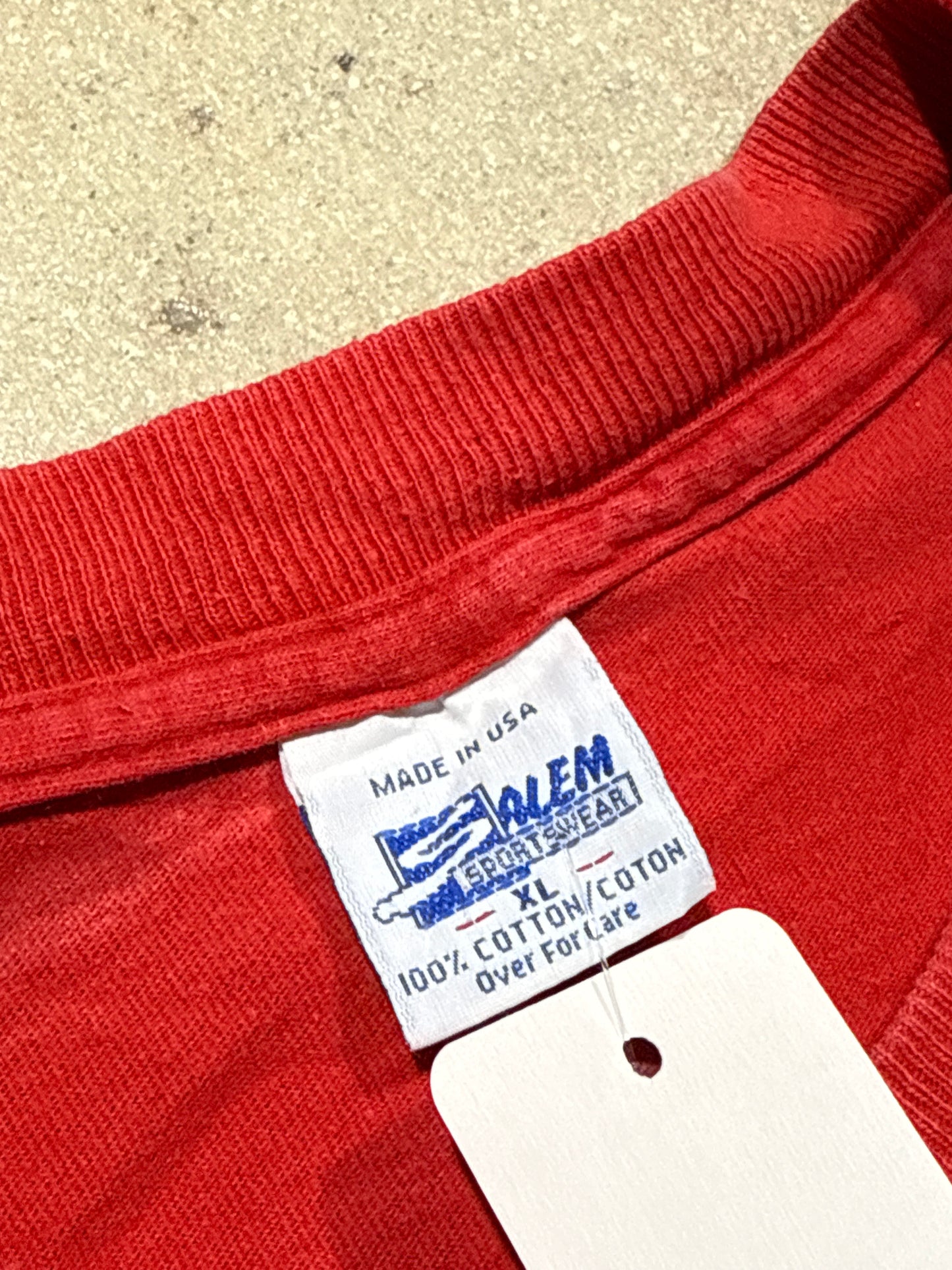 Salem 72 Bulls Record Breaking Team Tee - Red Size XL