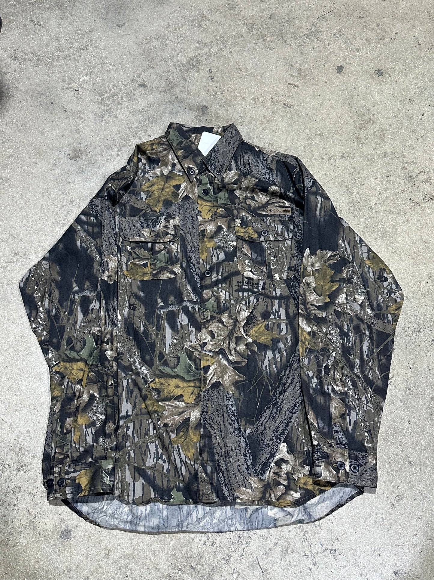 Columbia Mossy Oak Camo Button Up - Brown Size XL