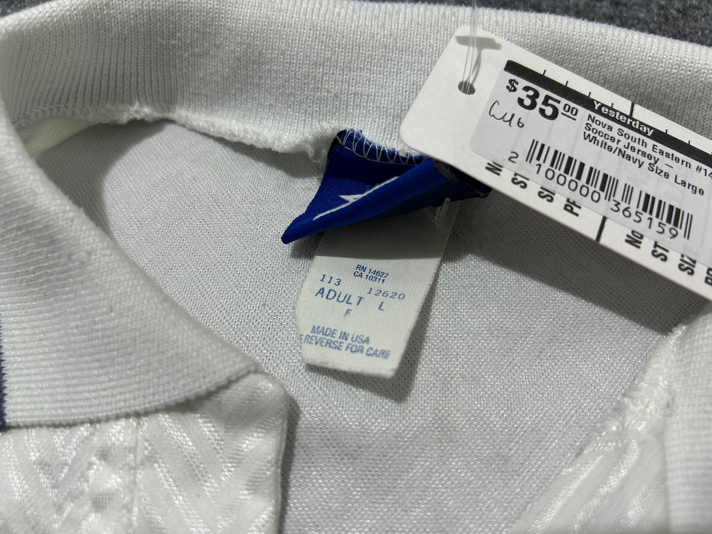 Nova South Eastern #14 Soccer Jersey - White/Navy Size Large