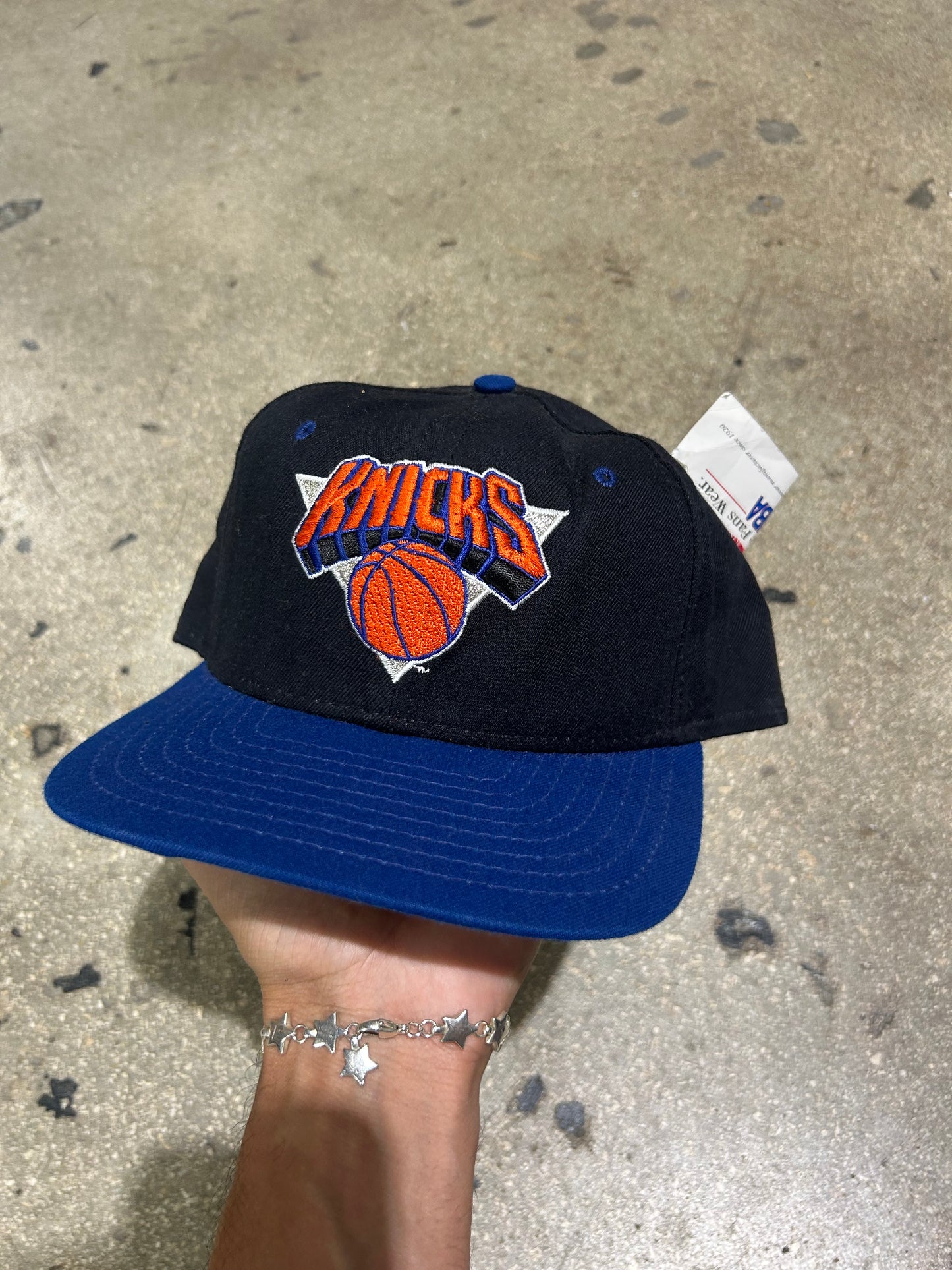 New York Knicks Basketball Hat - Black/Blue