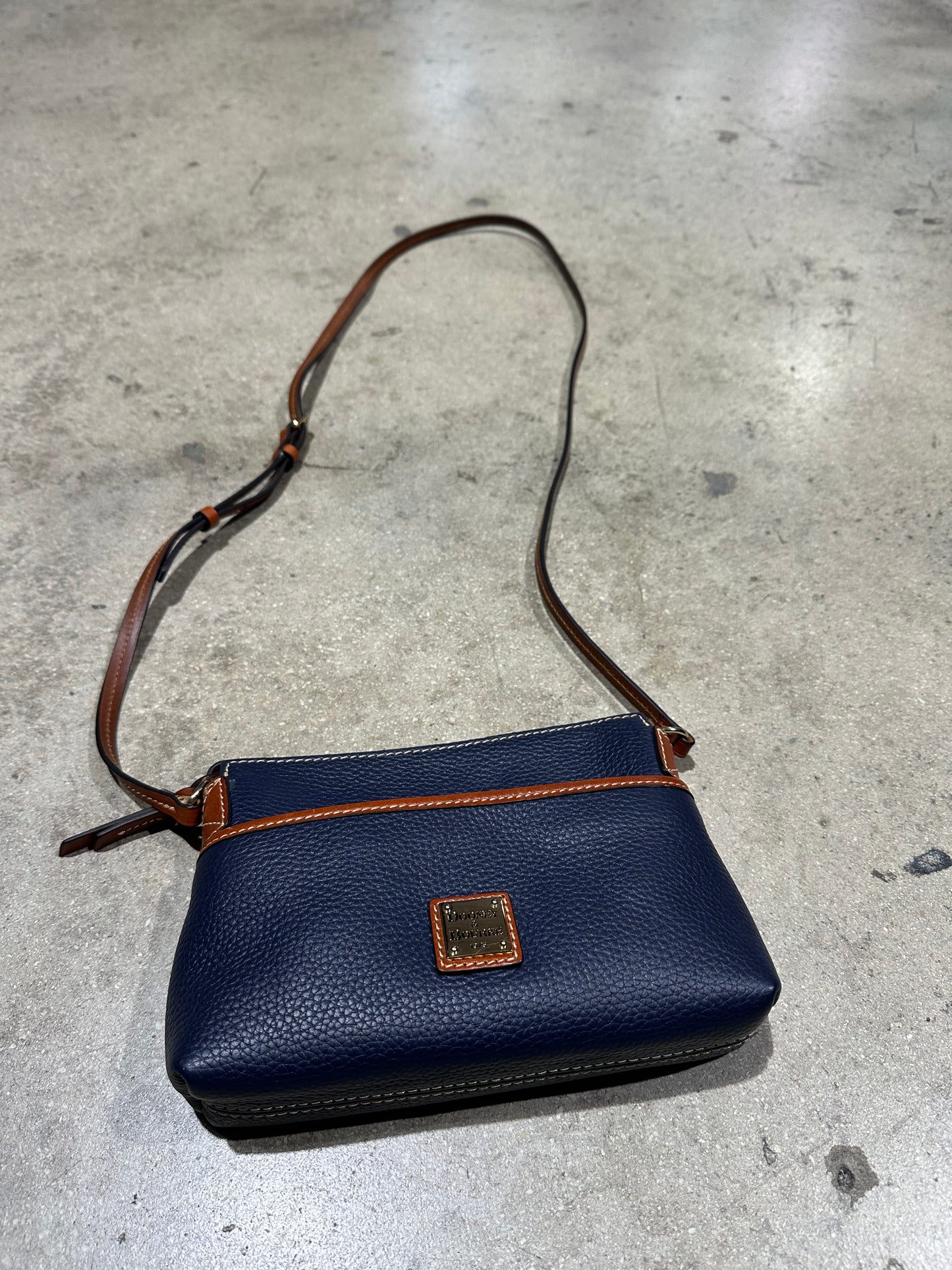 Dooney & Bourke Grain Katie Crossbody - Navy
