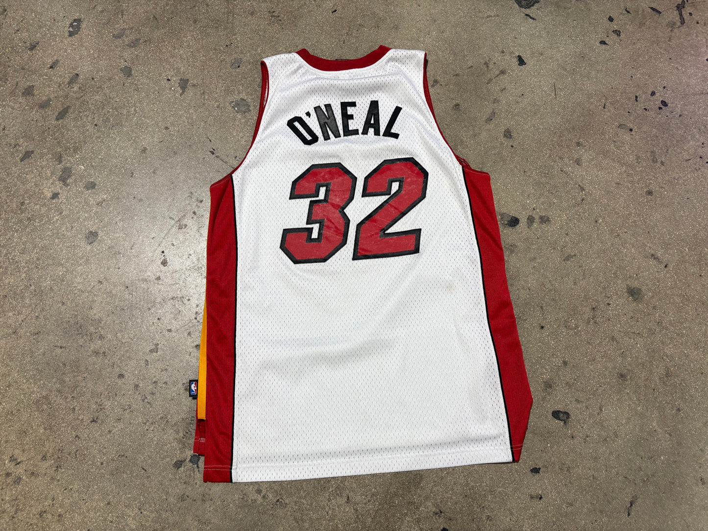 Reebok Miami Heat #32 Shaq Jersey - White Size Medium