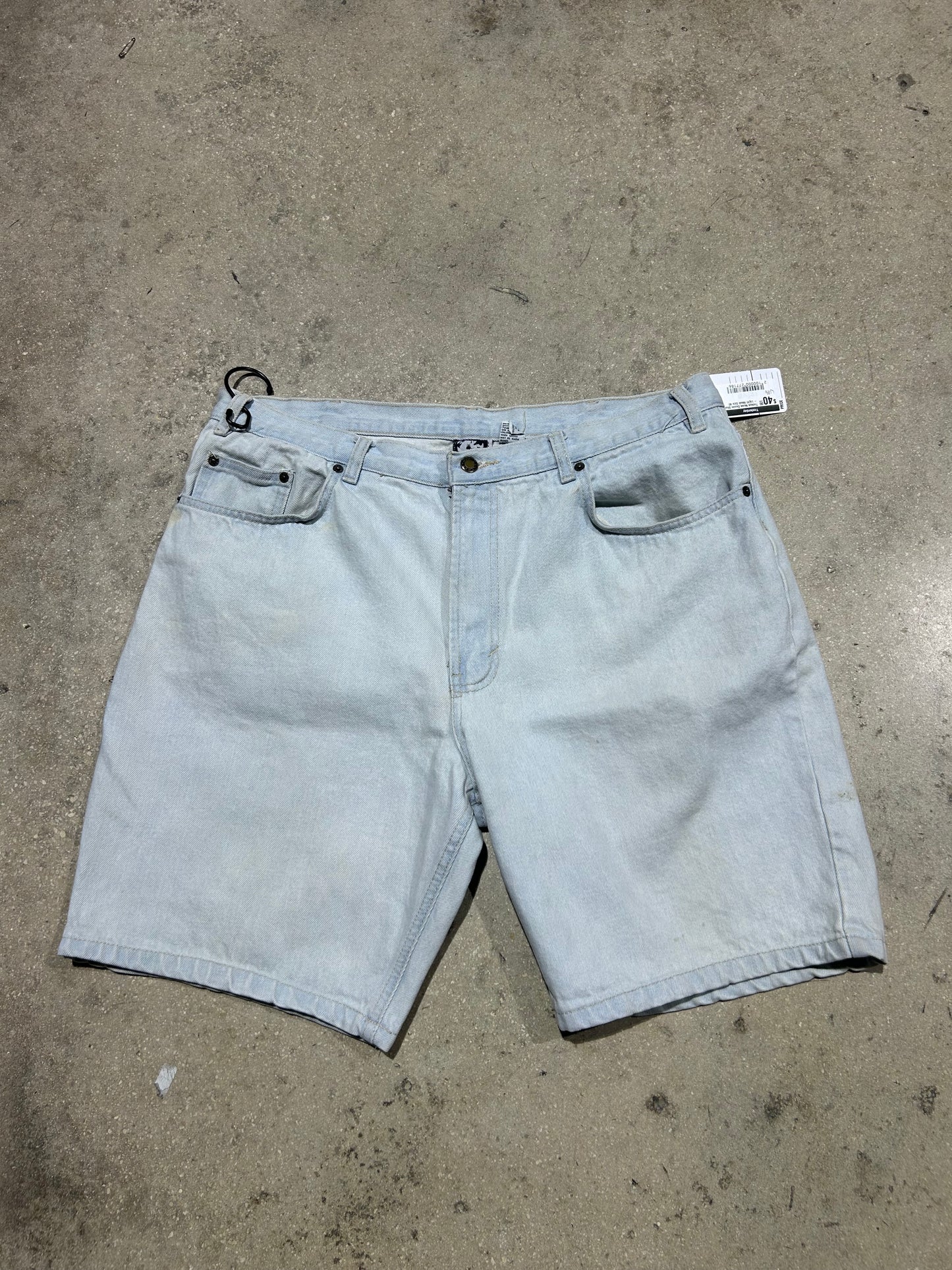 Todays News Denim Shorts - Light Wash Size 40