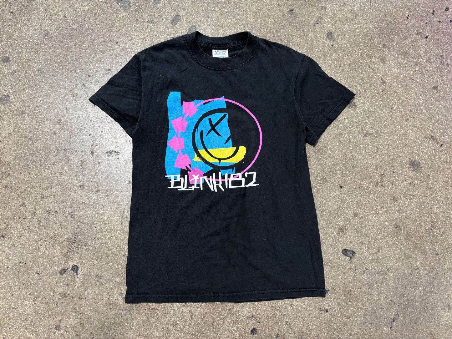 Blink 182 Smiley Face Logo Tee - Black Size Small