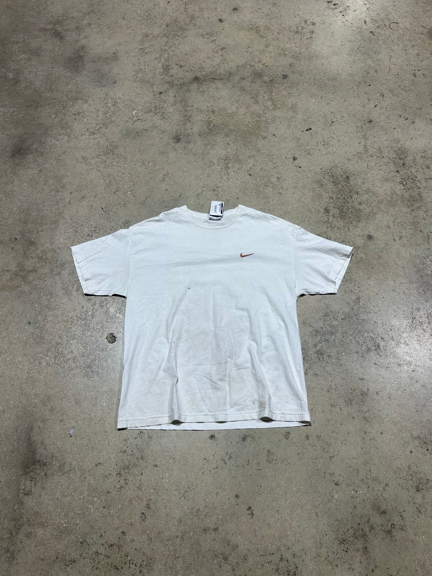 Nike Small Logo Tee - White/Copper Size XL