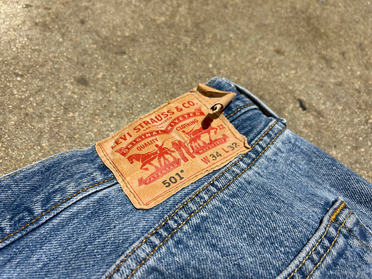 Levis Light Wash 501 Jeans - Blue Size 34x32