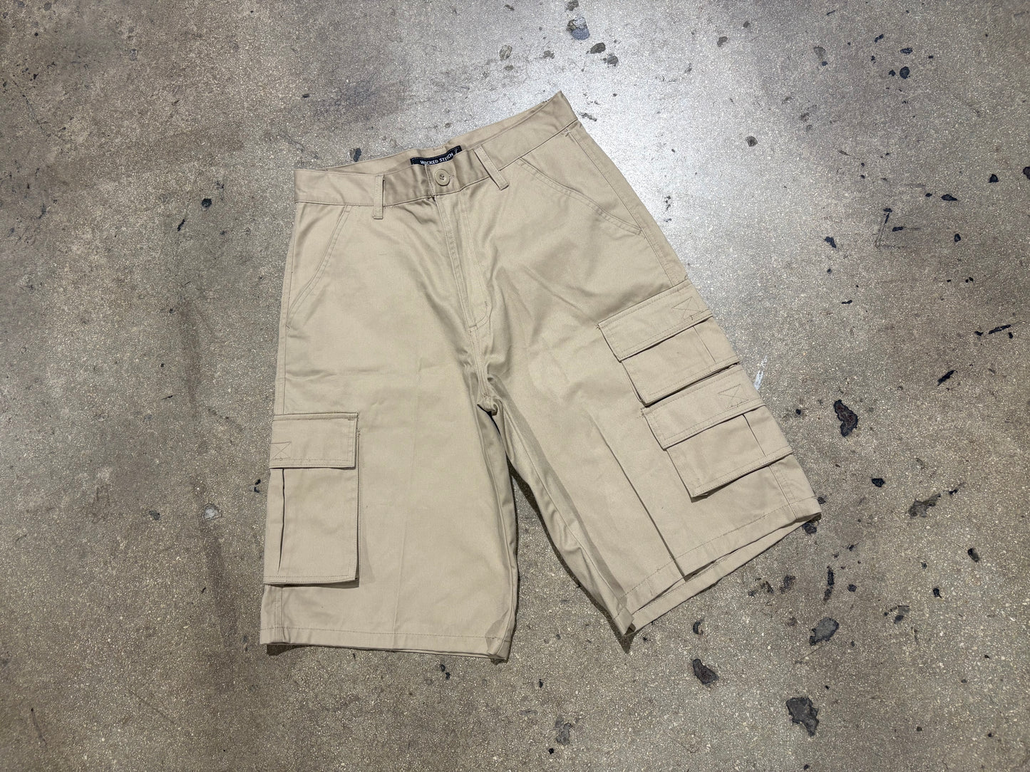 Wicked Stitch Baggy Cargo Shorts - Khaki Size 32