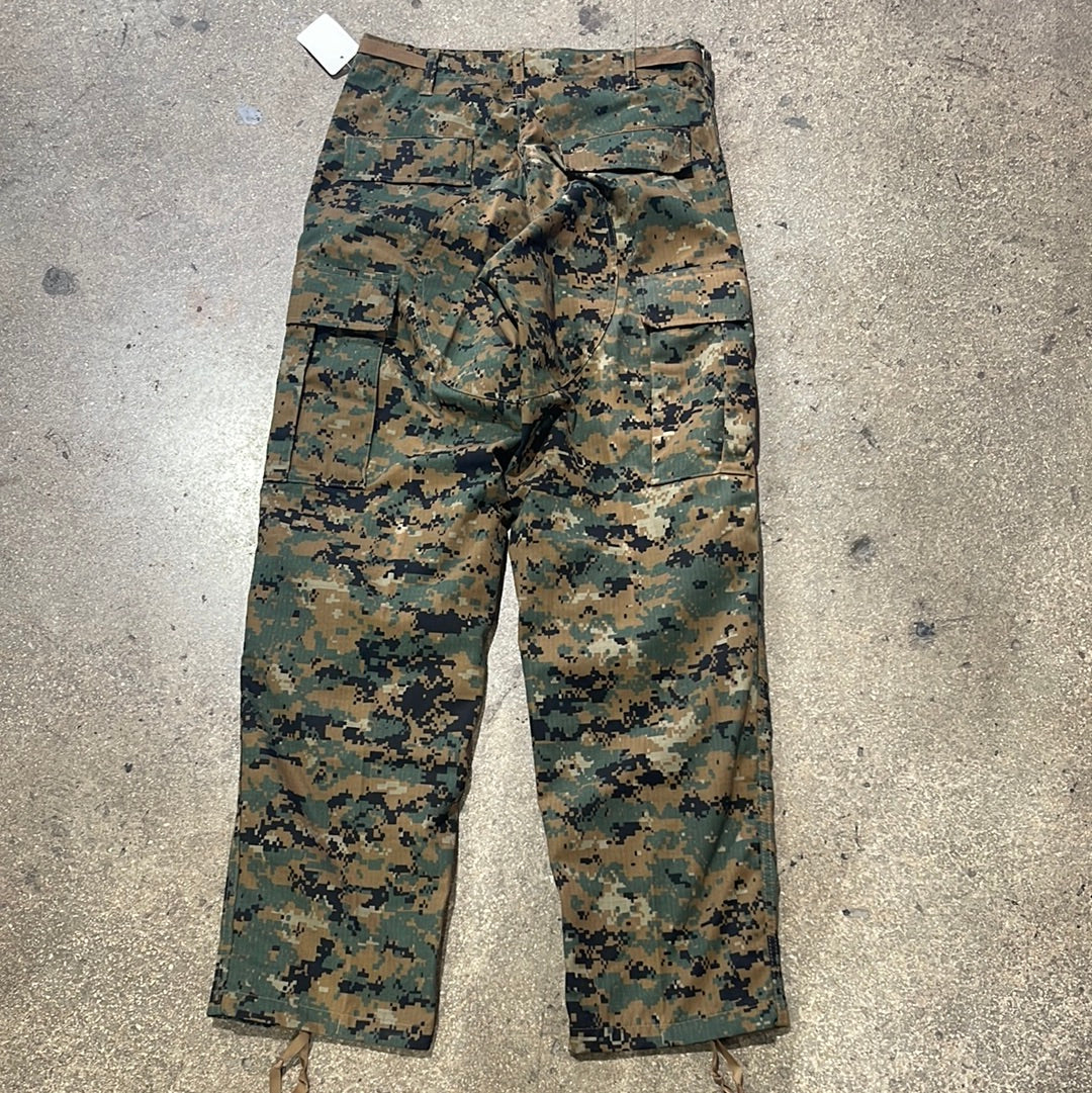 Digi Camo Cargo Pants - Olive Size 30x32