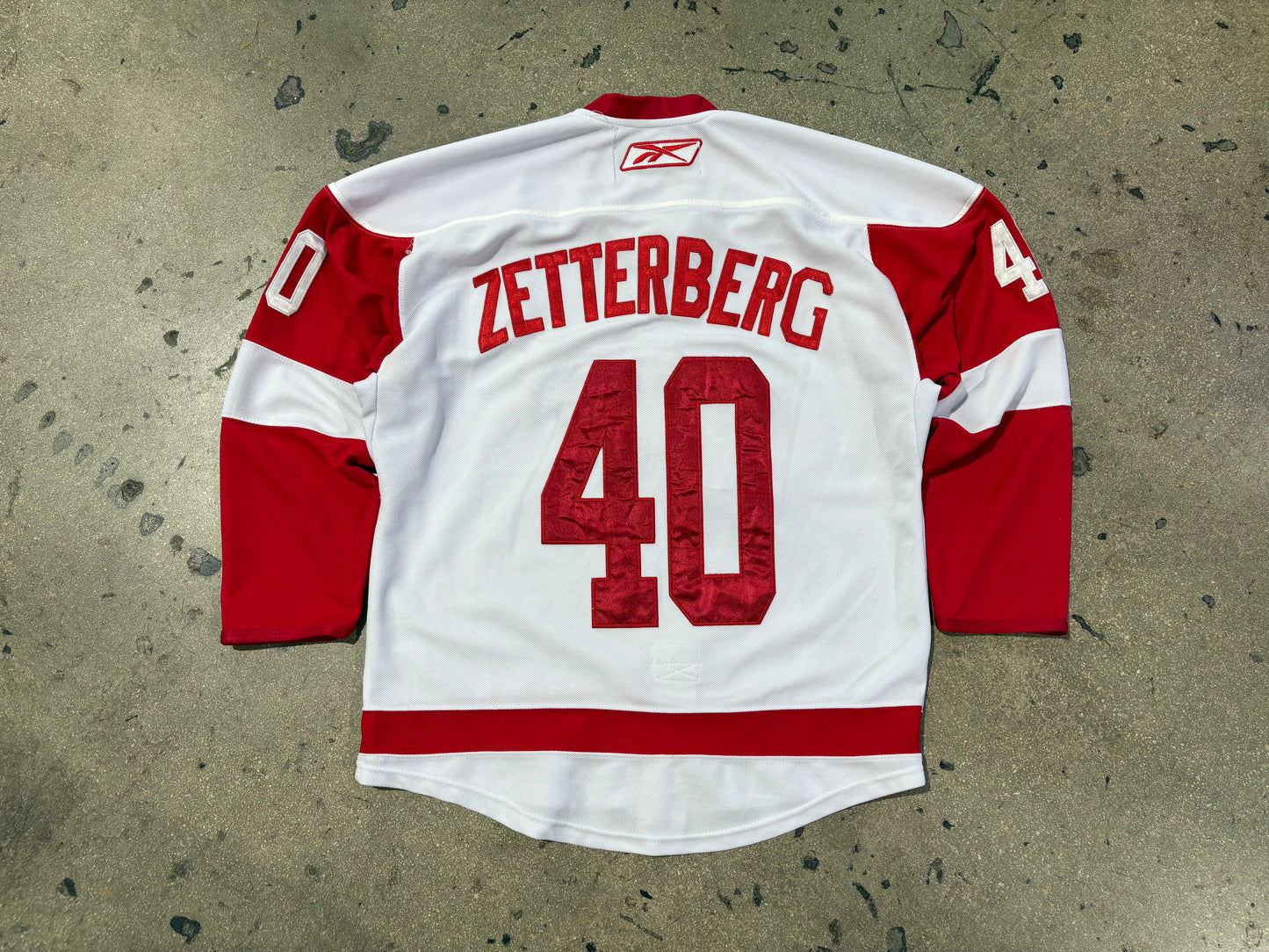 Reebok Detroit Red Wings Zetterberg #40 Authentic Jersey Size 52