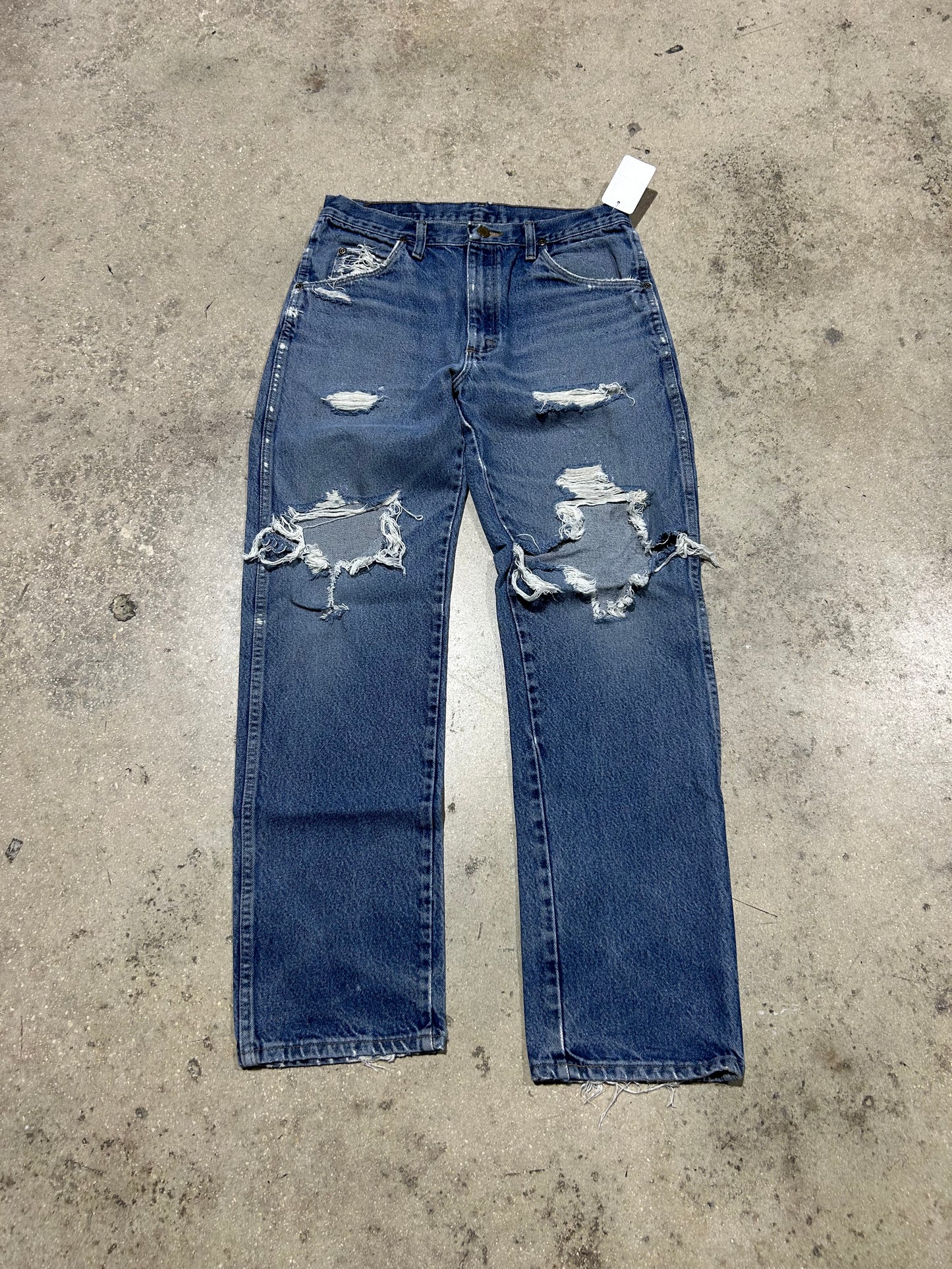 Thrashed Wrangler Jeans - Blue Size 32x32