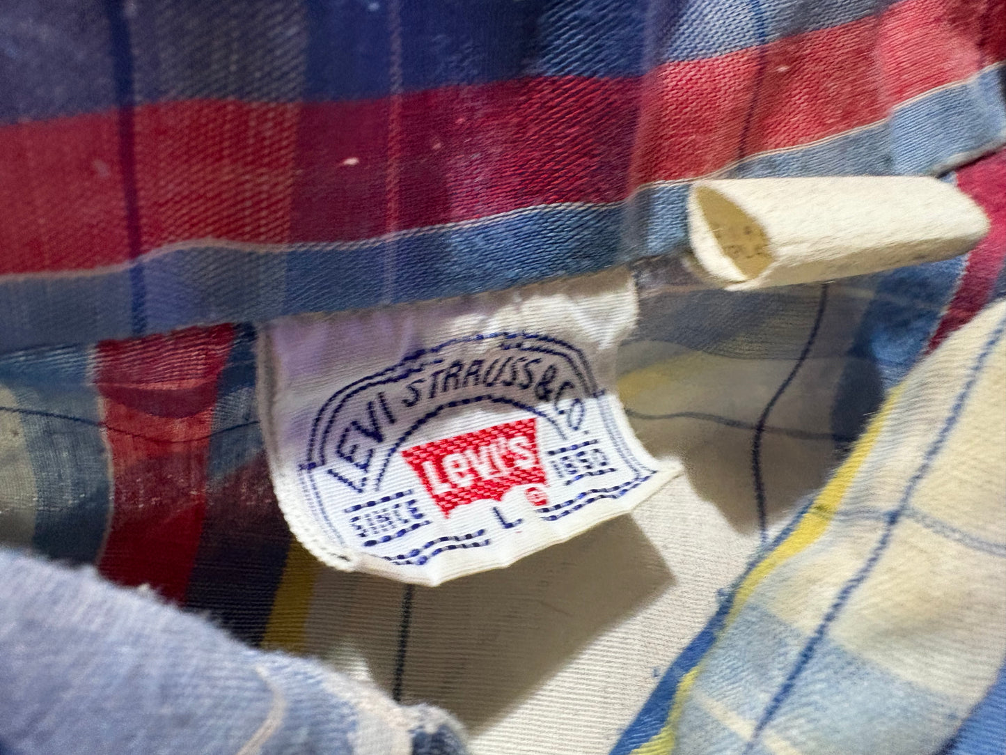 80s Levis Pearl Snap Button Flannel Shirt - White/Blue/ Red