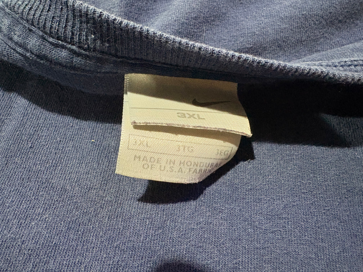 Nike Air Wrap Around Logo Tee - Navy Size 3XL