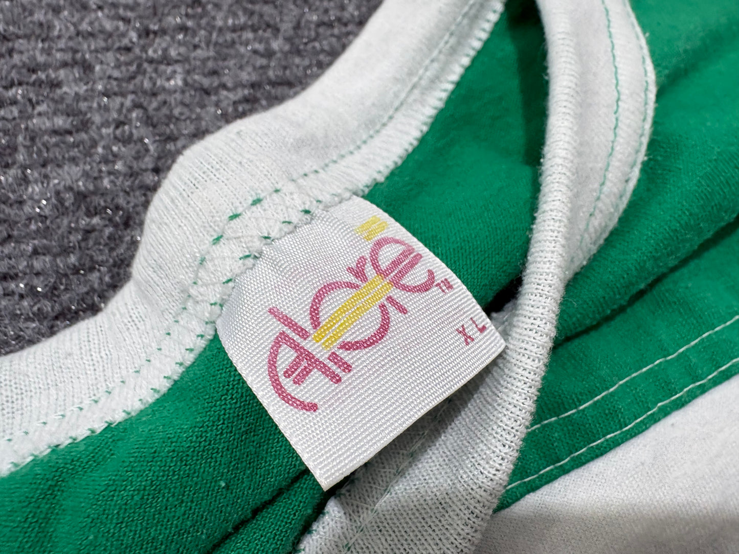 St Patricks Day Marina Bay Raglan Shirt - White / Green Size XL
