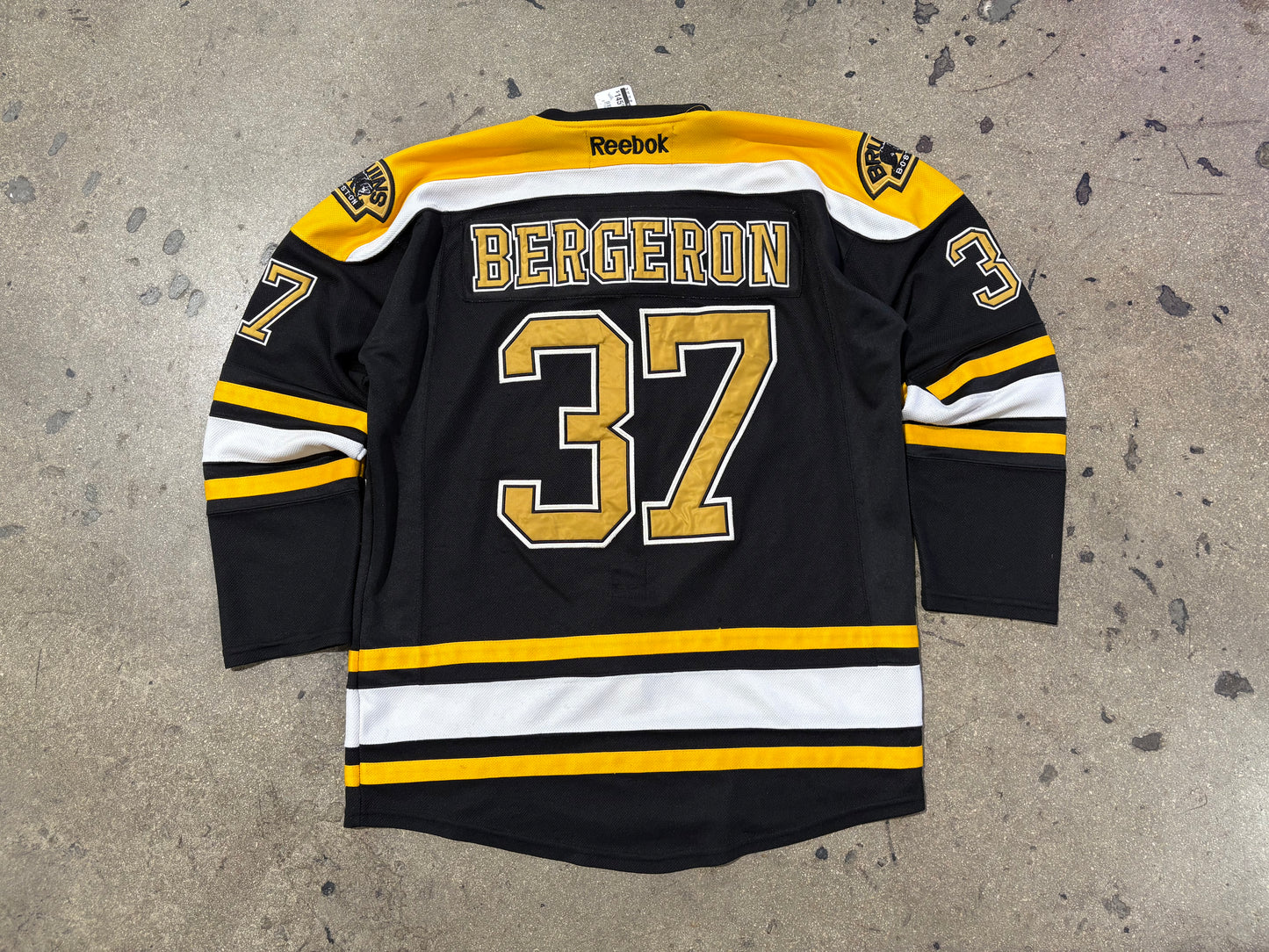 Reebok Boston Bruins Bergeron #37 Authentic (ON ICE) Jersey Size 52