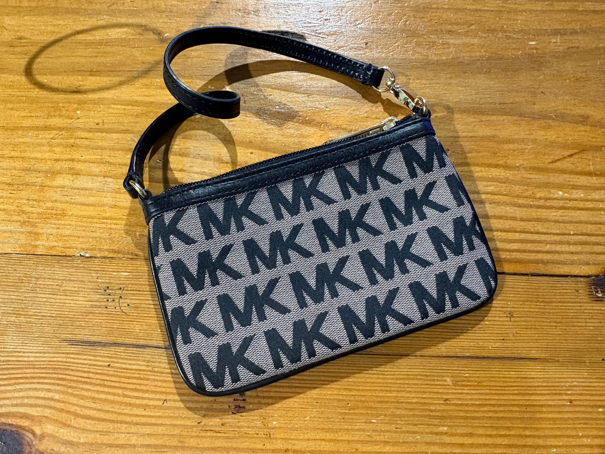 Michael Kors Mini Purse Wallet- Brown