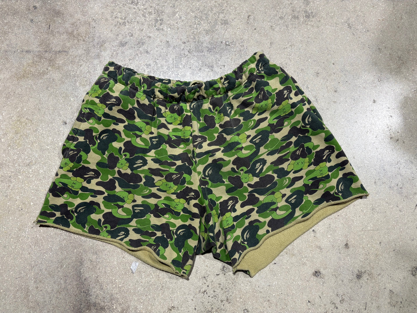 Bape x Kaws Sweatshorts - Green Camo Size Medium