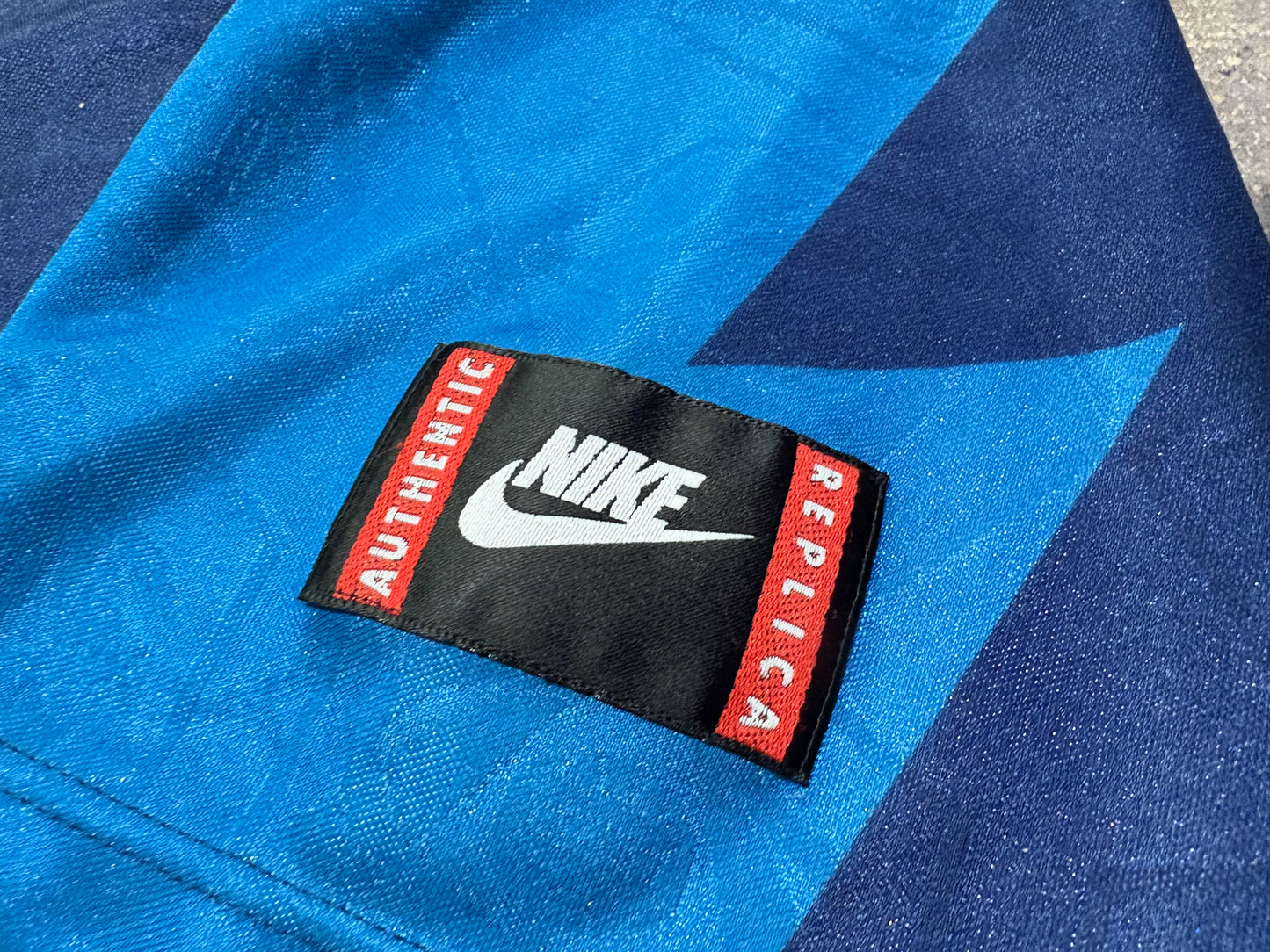 1995/96 Nike Arsenal #11 Helder Jersey Size XL