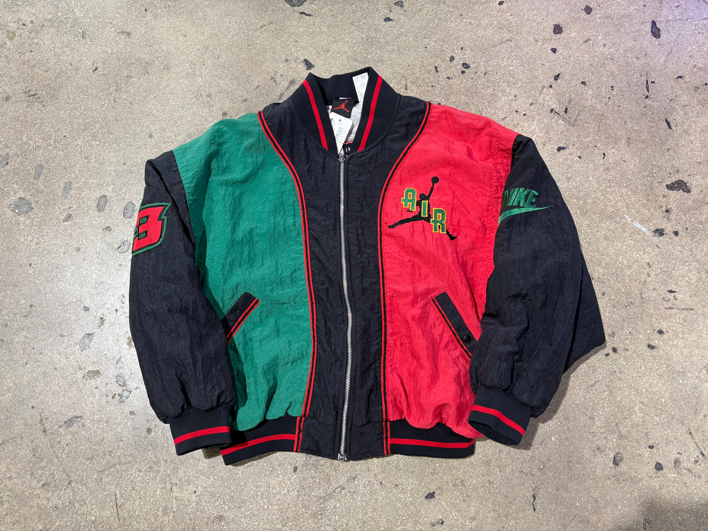 Nike Air Jordan Jacket - Green/Red/Black Size Medium