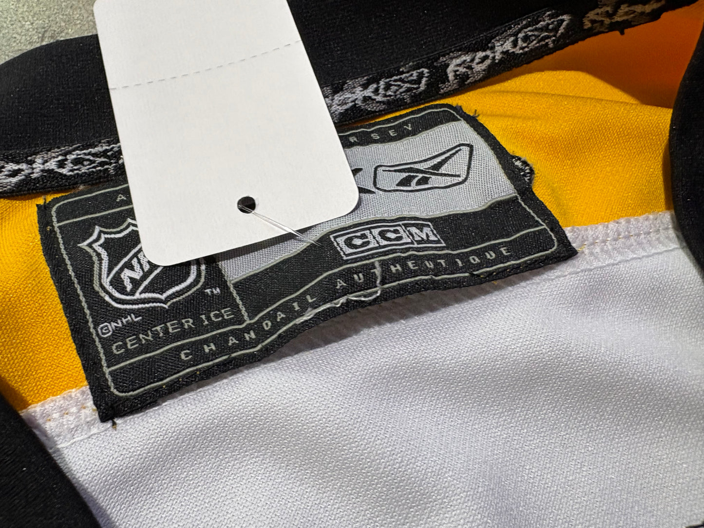 Reebok Boston Bruins Thomas #30 Authentic Jersey Size 52
