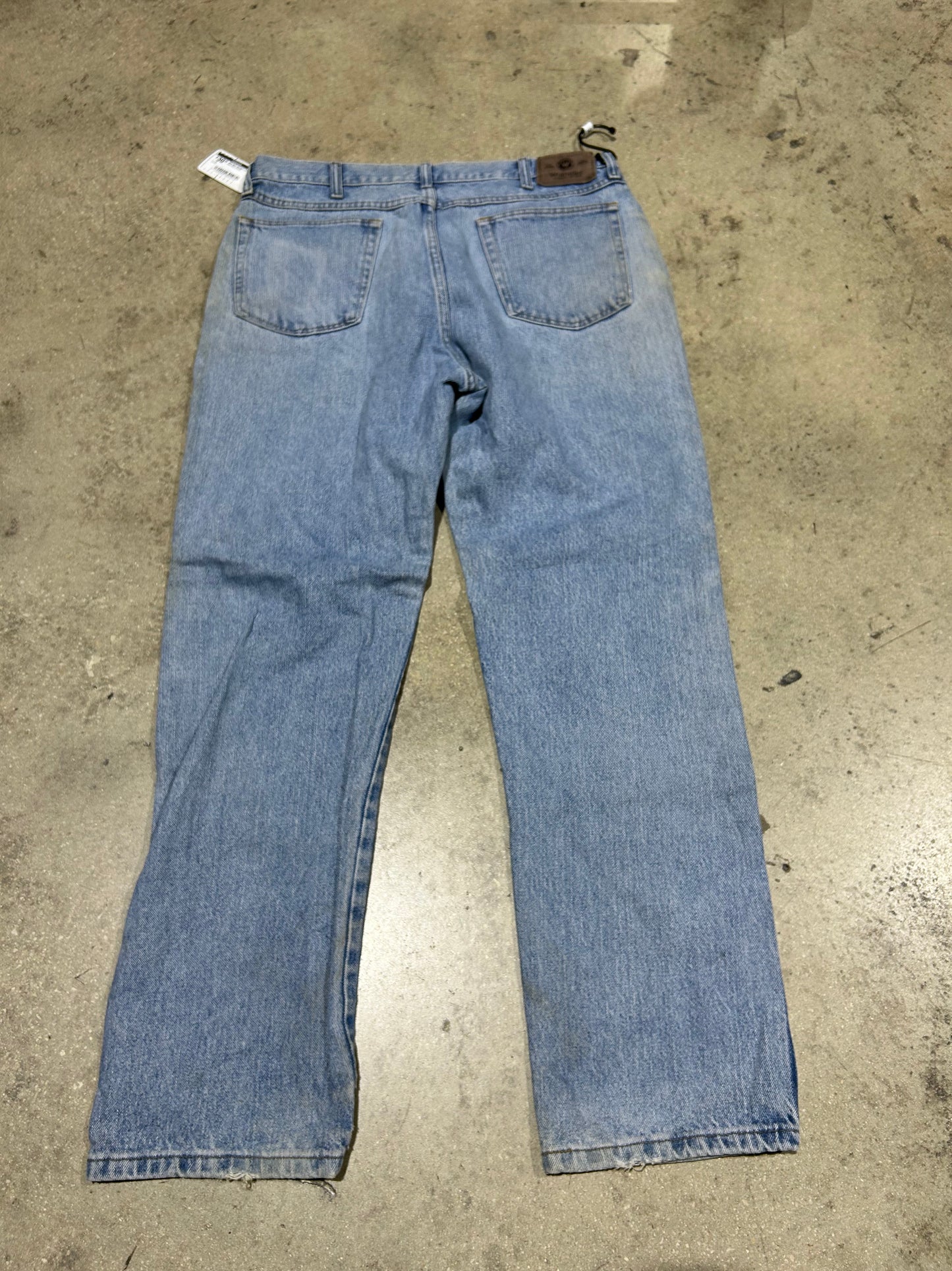 Wrangler Straight Jeans - Blue Size 36x32
