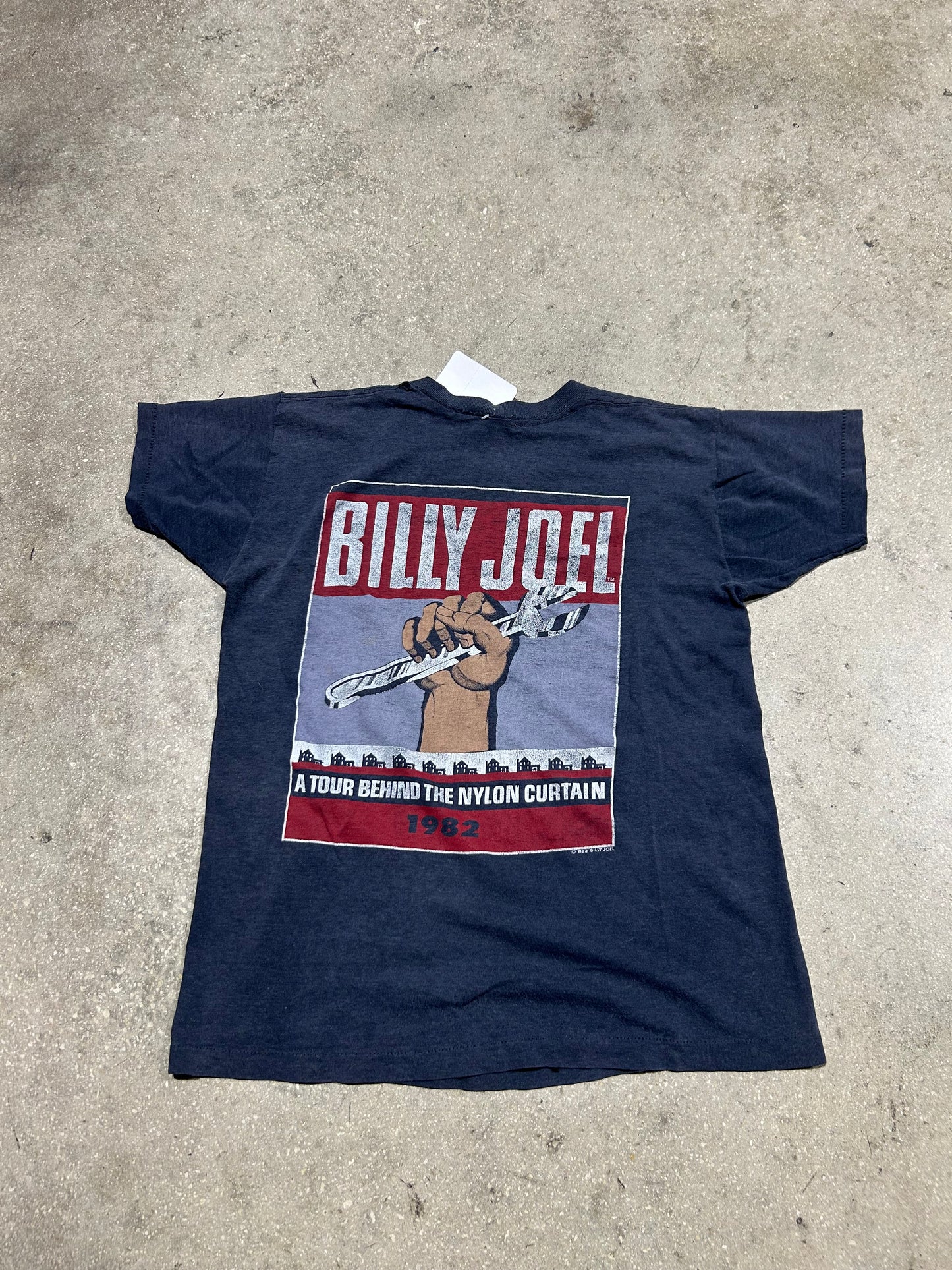 1982 Billy Joel A tour Behind The Nylon Curtain Tee - Grey Size Small