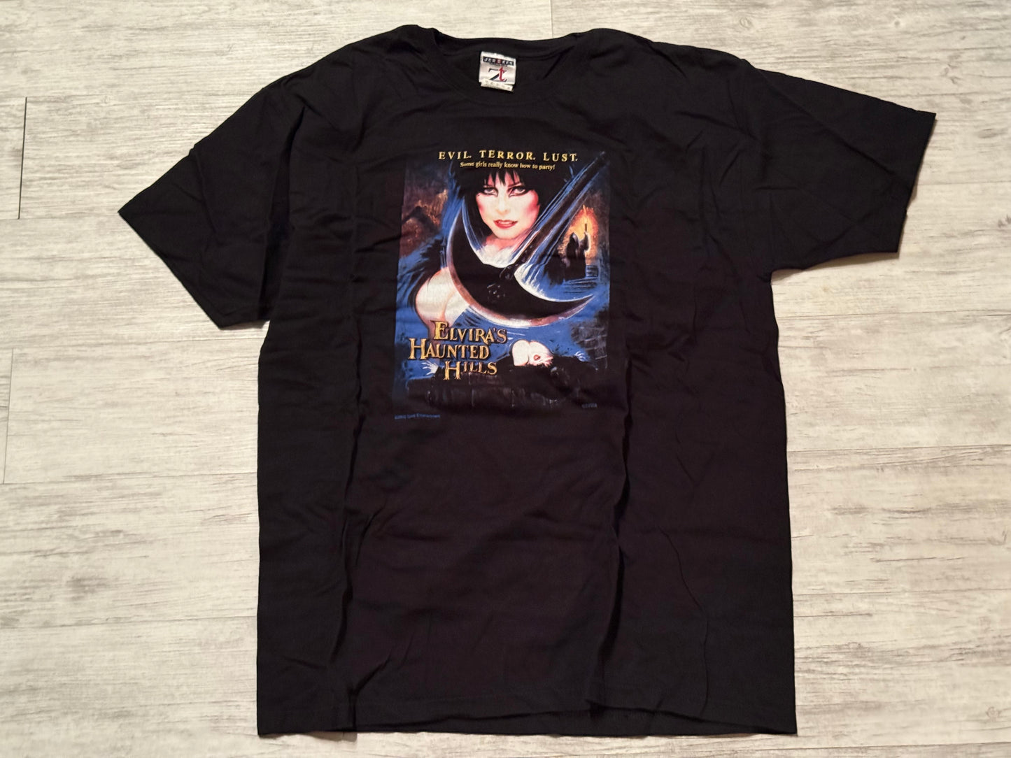 2002 Elvira's Haunted Hills Tee - Black Size Large