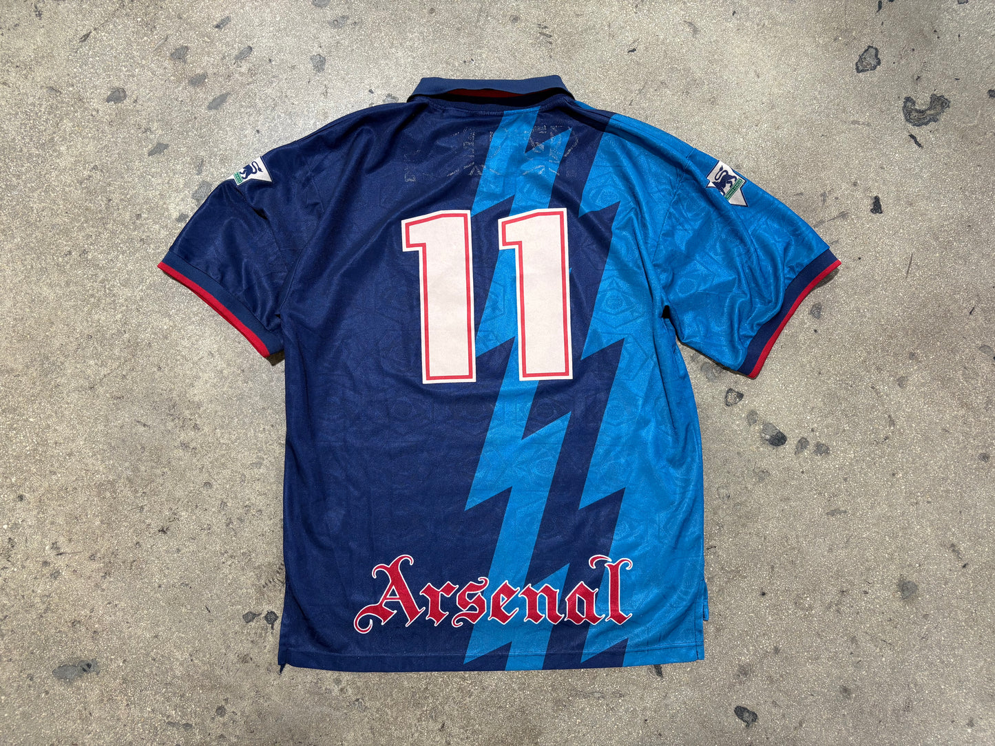 1995/96 Nike Arsenal #11 Helder Jersey Size XL
