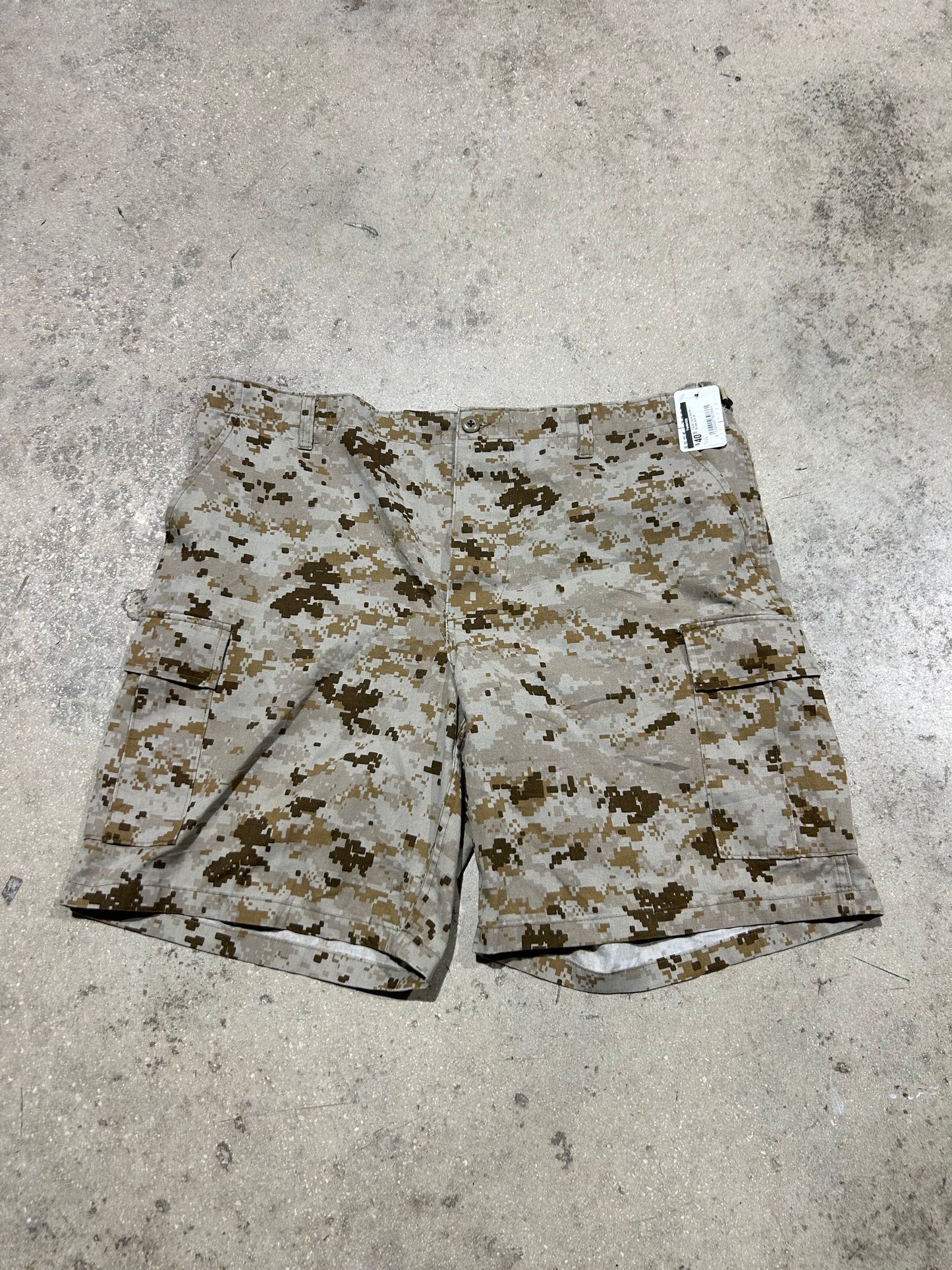Digital Camo Shorts - Brown Size 42