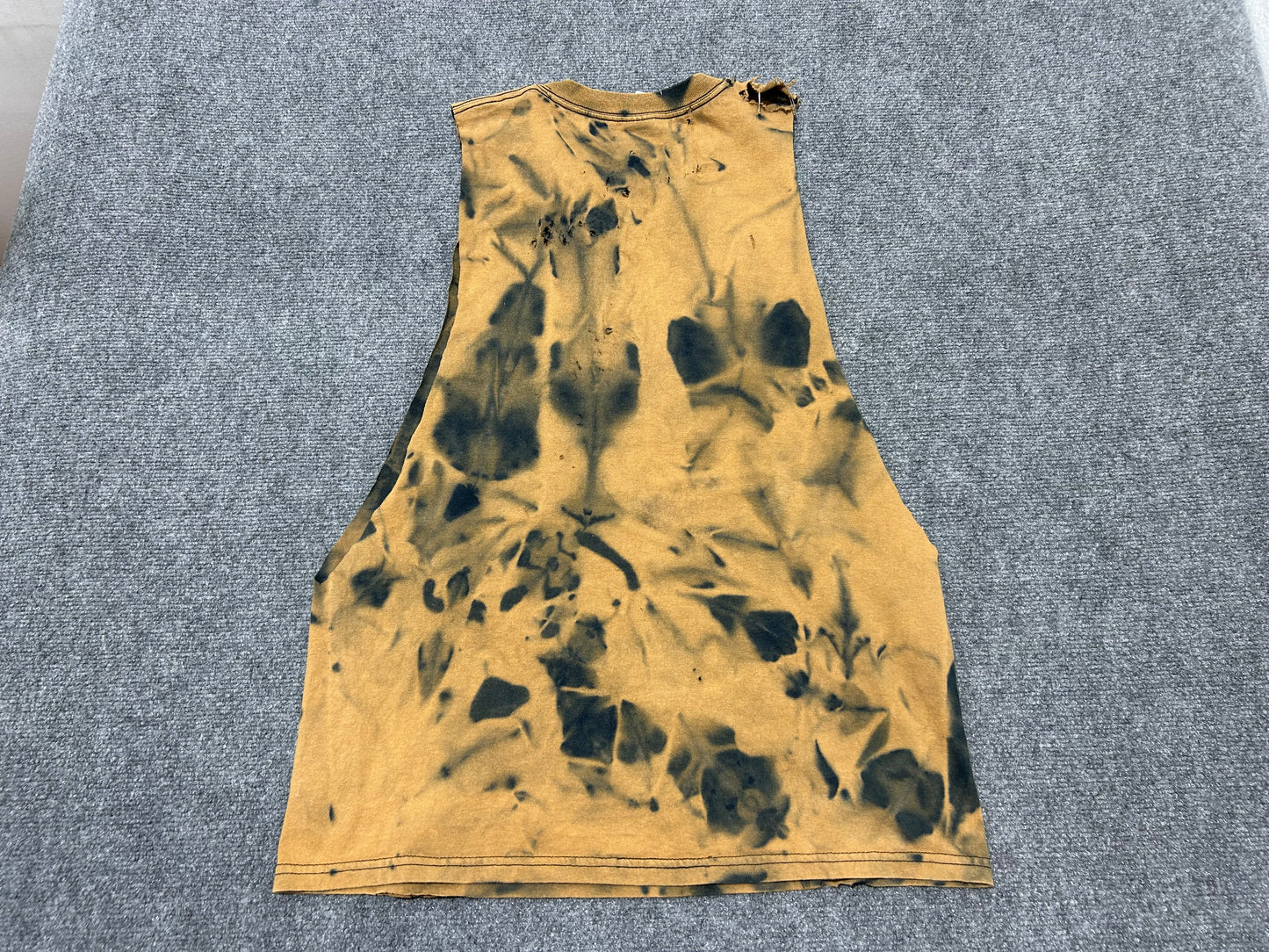 Thrashed Cutoff Choppers And Dice Tee - Black/Brown Size Large