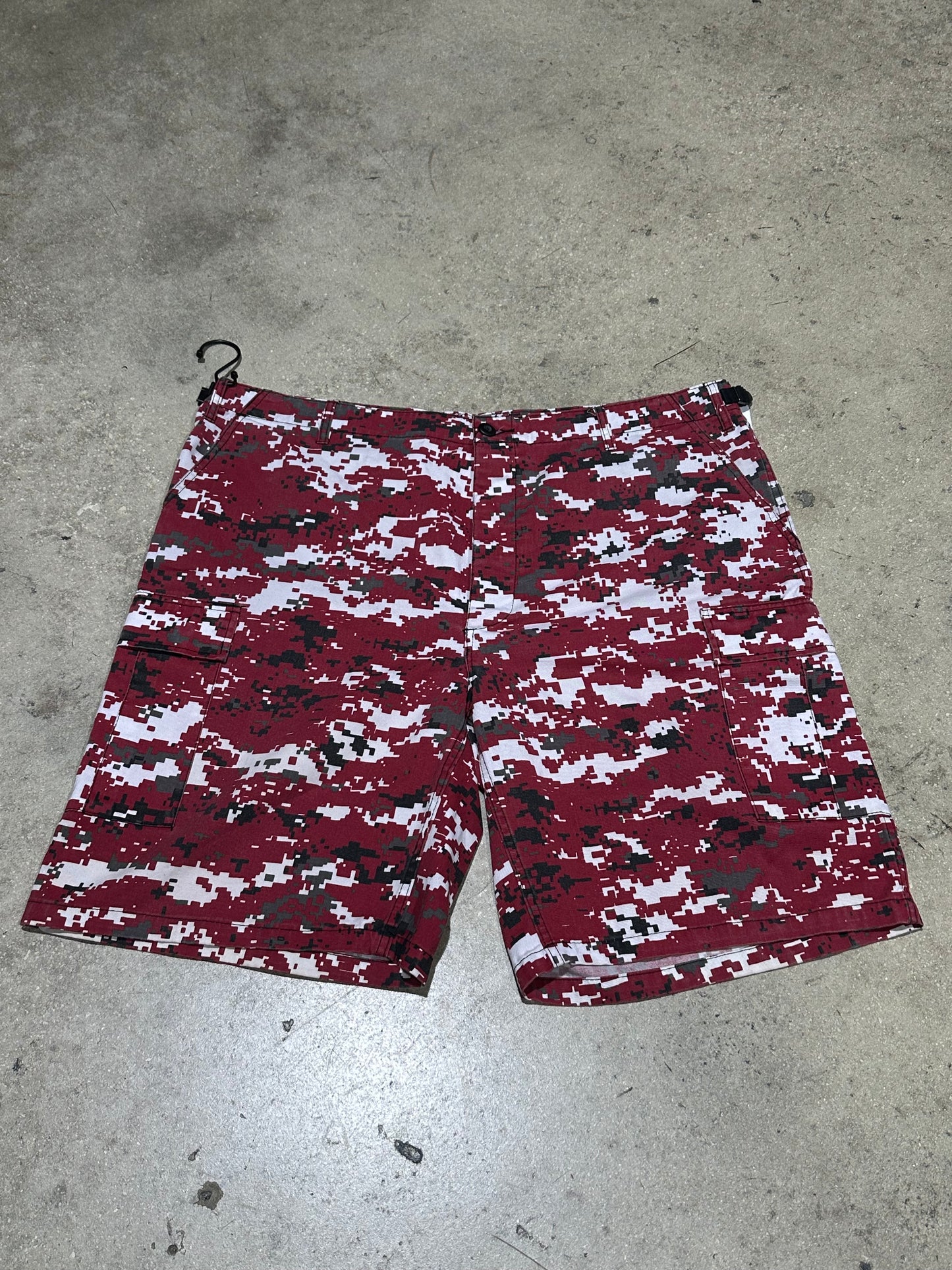 Digital Camo Shorts - Red Size 42