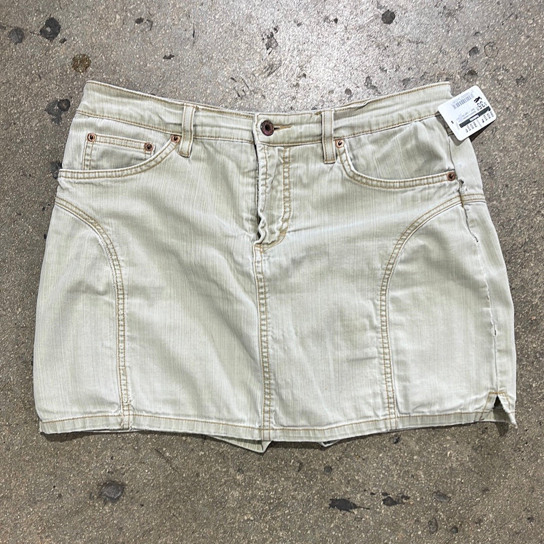 Women's Jeanstar Denim Skirt - Light Olive Size 8