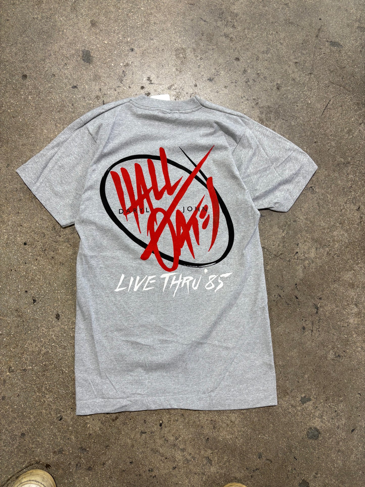 1985 Daryl Hall & John Oats Tee - Grey Size Medium