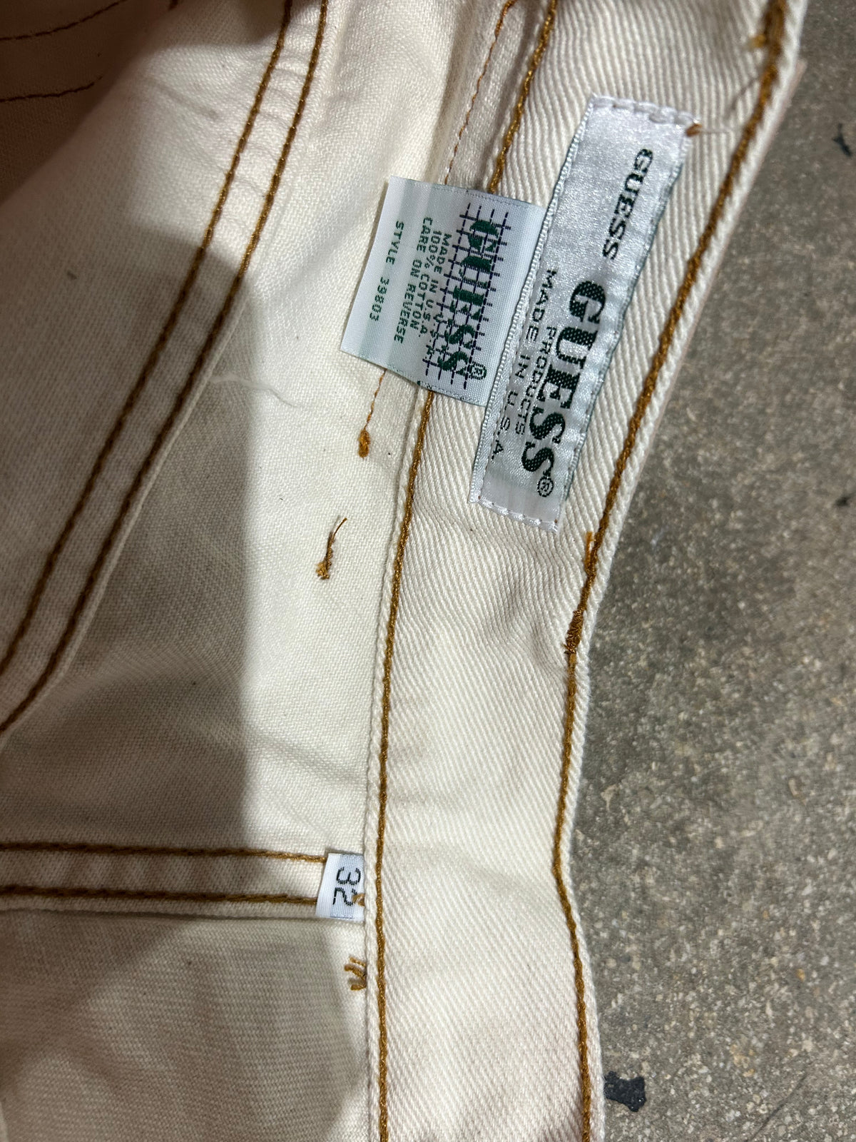 Guess Baggy Y2K Denim Shorts - Cream Size 32