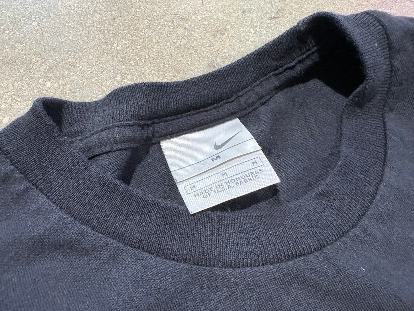 Nike Shadow Logo Tee - Black / Red Size Medium