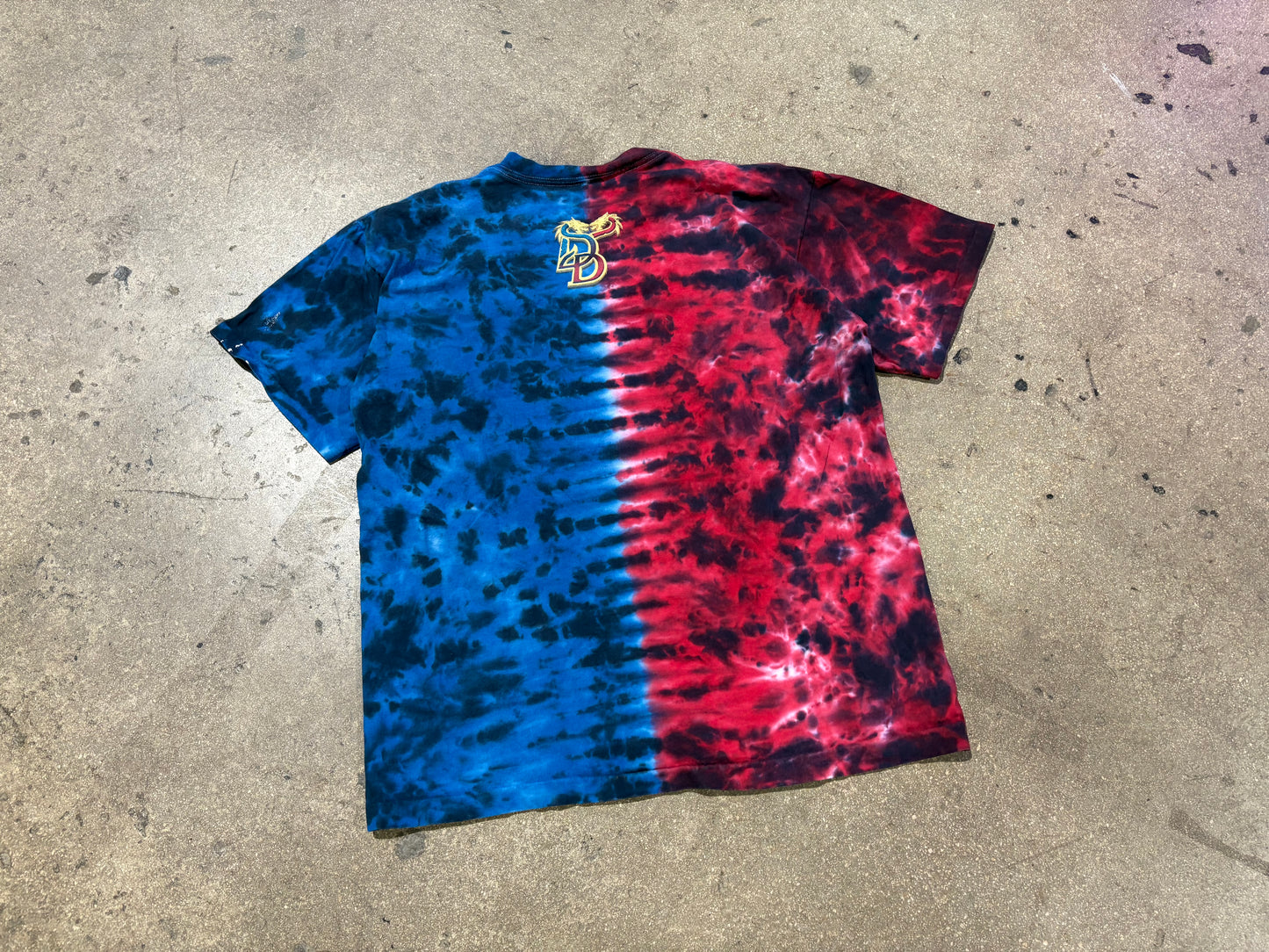 Universal Dueling Dragons Tie Dye Tee - Red/Blue Size Medium