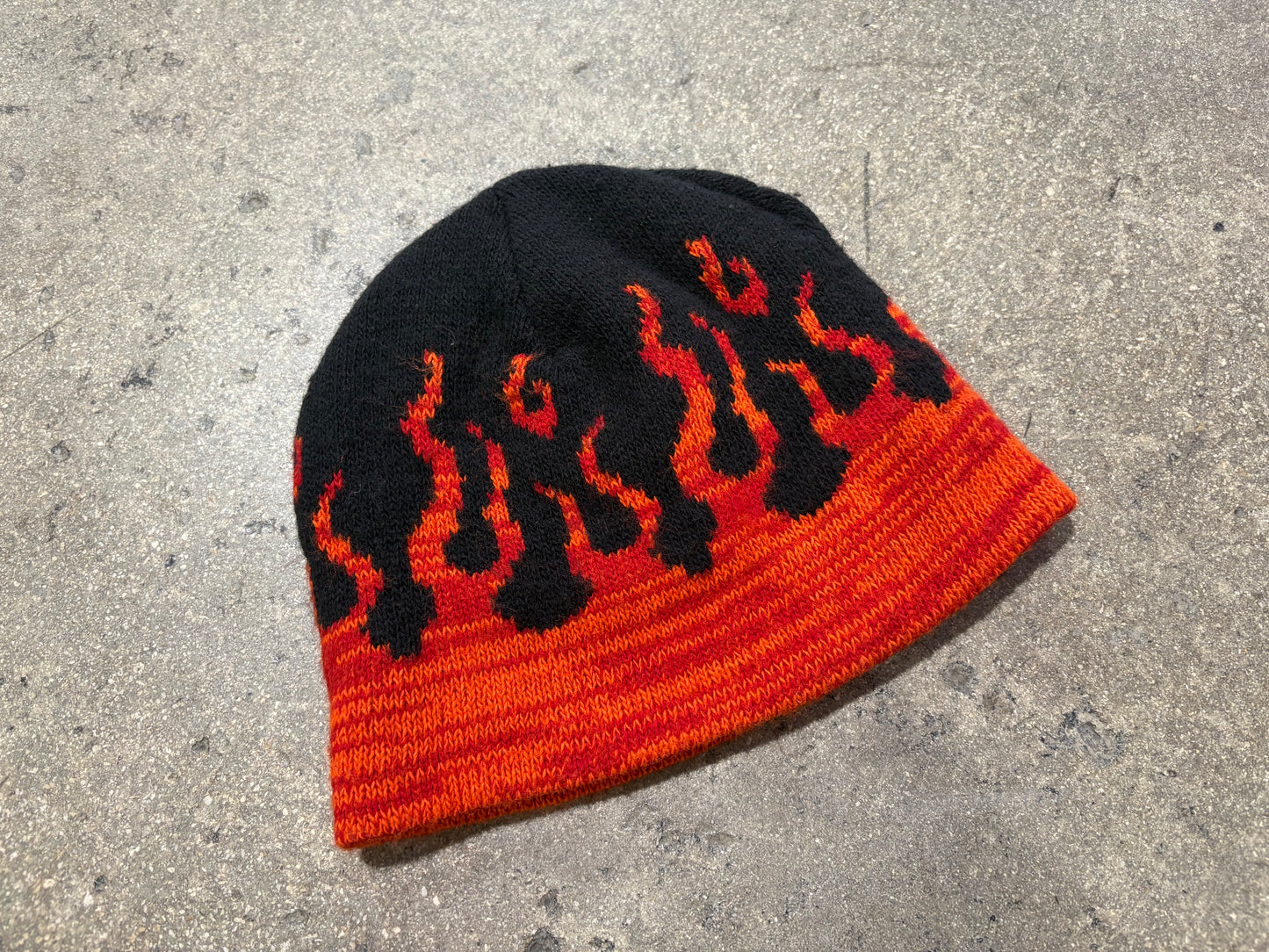 Y2K Flame Beanie - Black/Orange