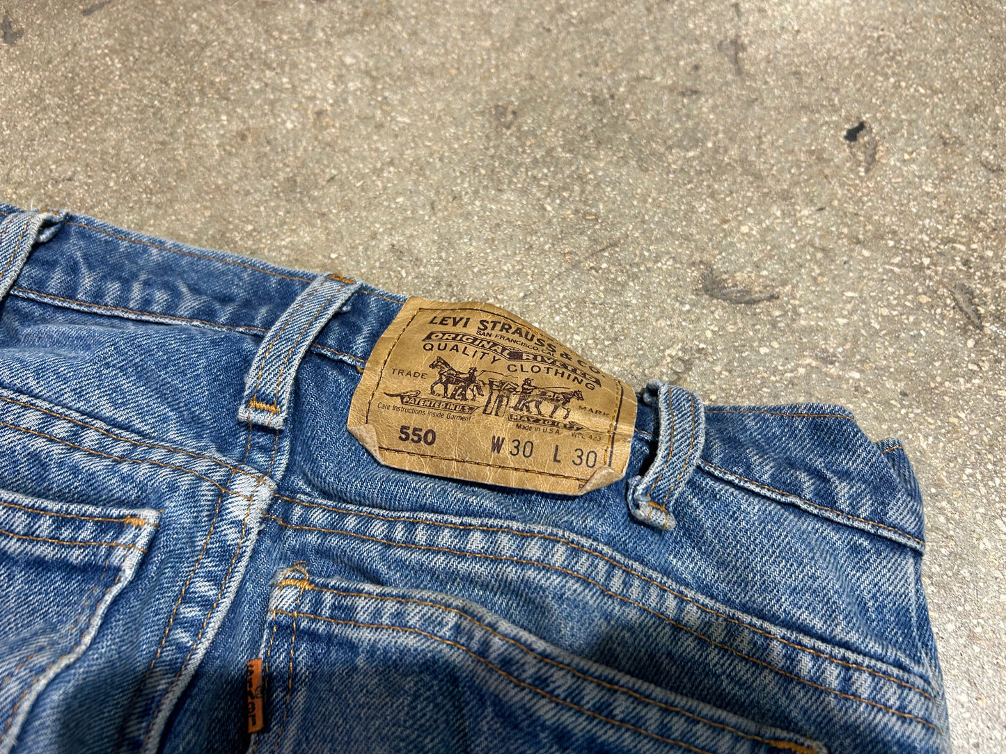 Levis 550 Orange Tab Jeans - Blue Size 30x30(con)