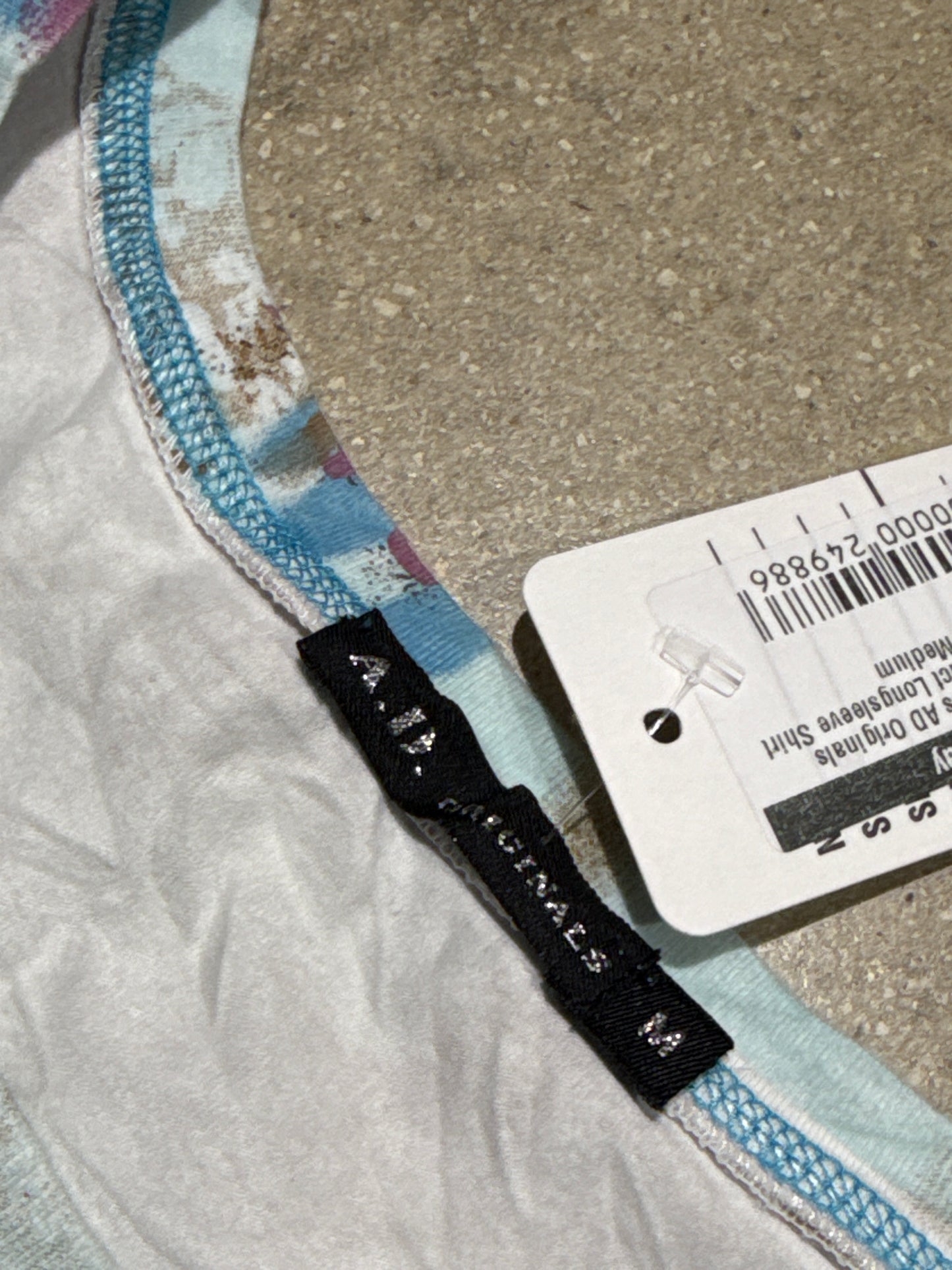 Womens AD Originals Abstract Longsleeve Shirt Size Medium