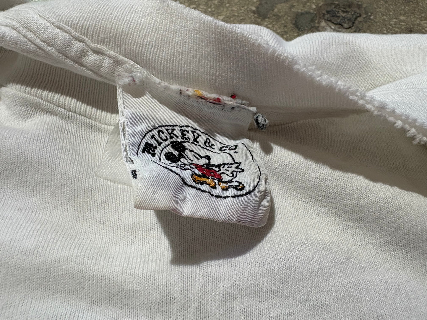 Distressed / Thrashed Mickey Mouse Shadow Tee - White Size XL