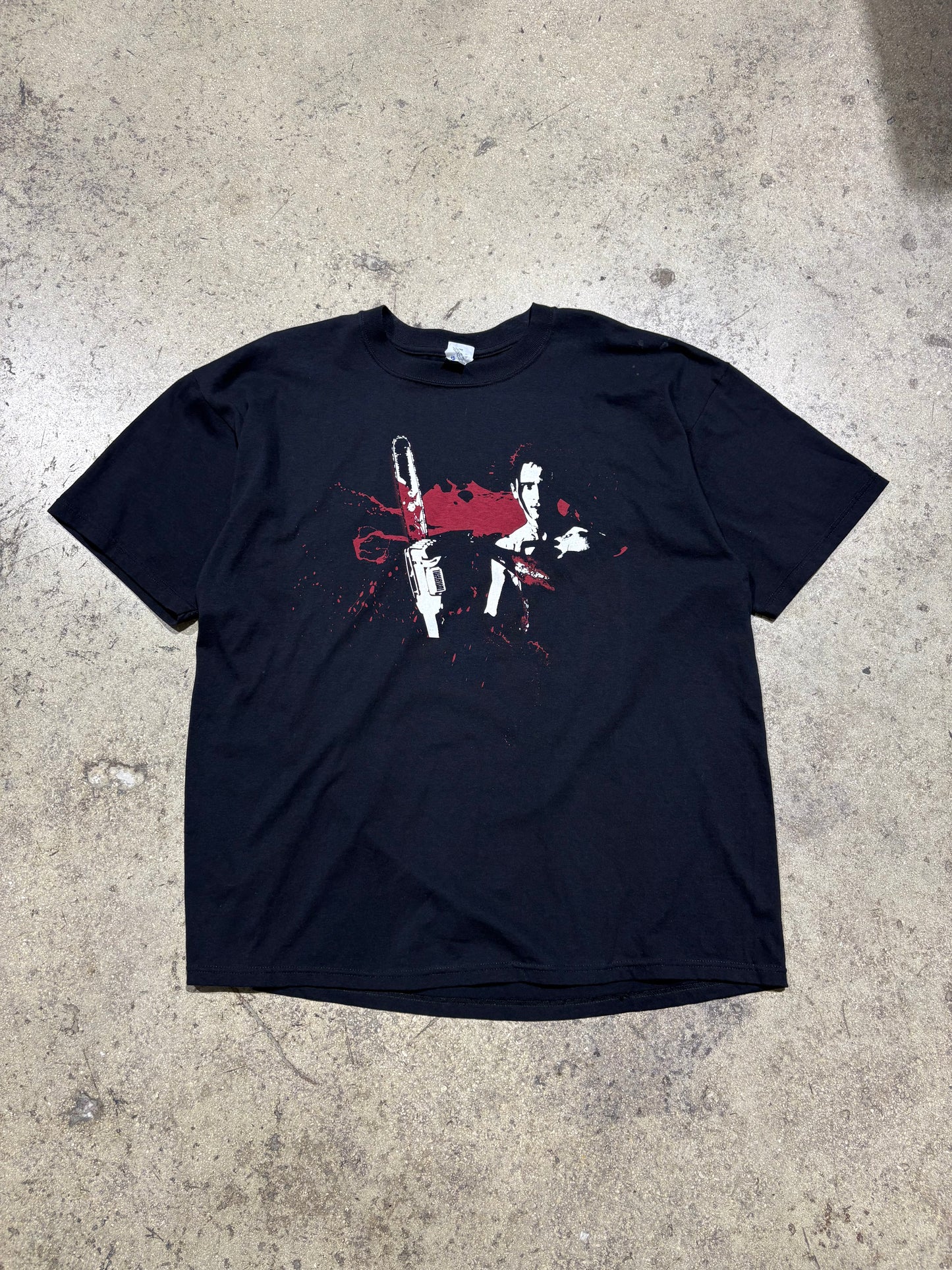 2007 American Psycho Chainsaw Tee - Black Size 2XL (26 x 30.5)