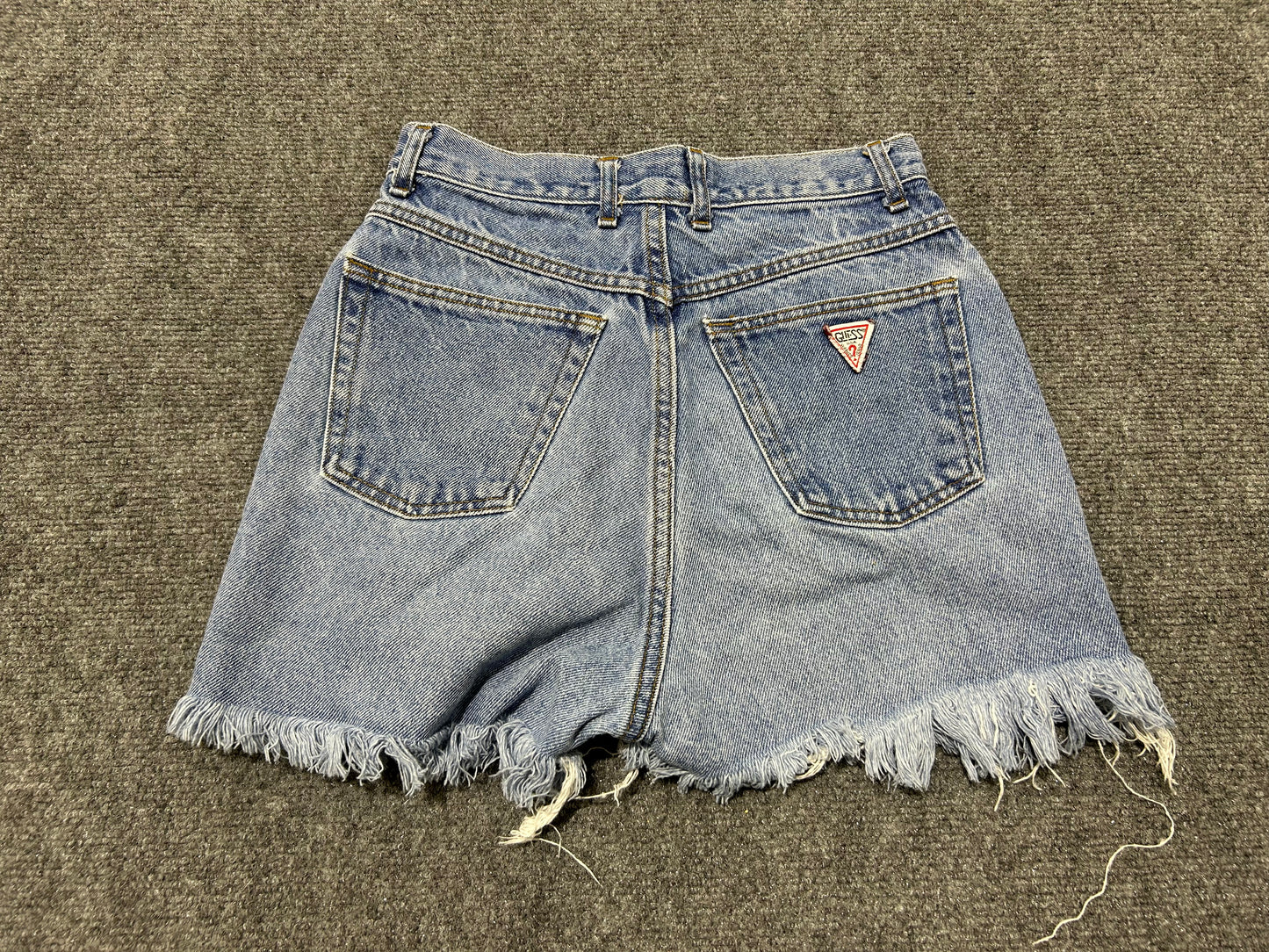 WMNS Guess Distressed Denim Shorts - Blue Size 29