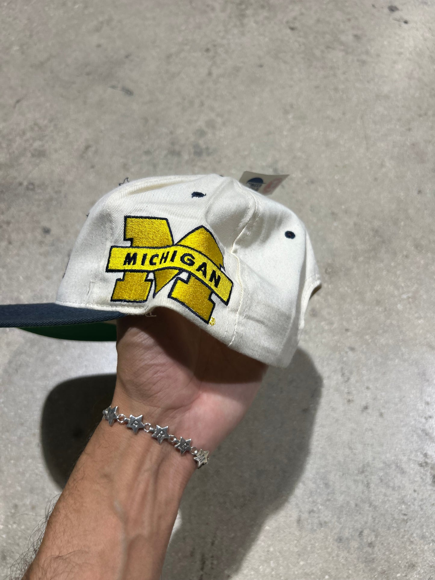 University Of Michigan Hat - Cream/Navy