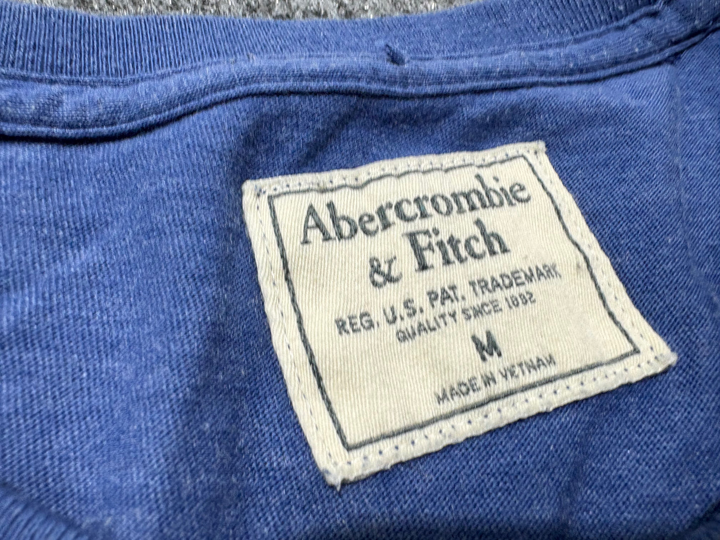 Abercrombie & Fitch Long Sleeve Shirt - Blue Size Medium