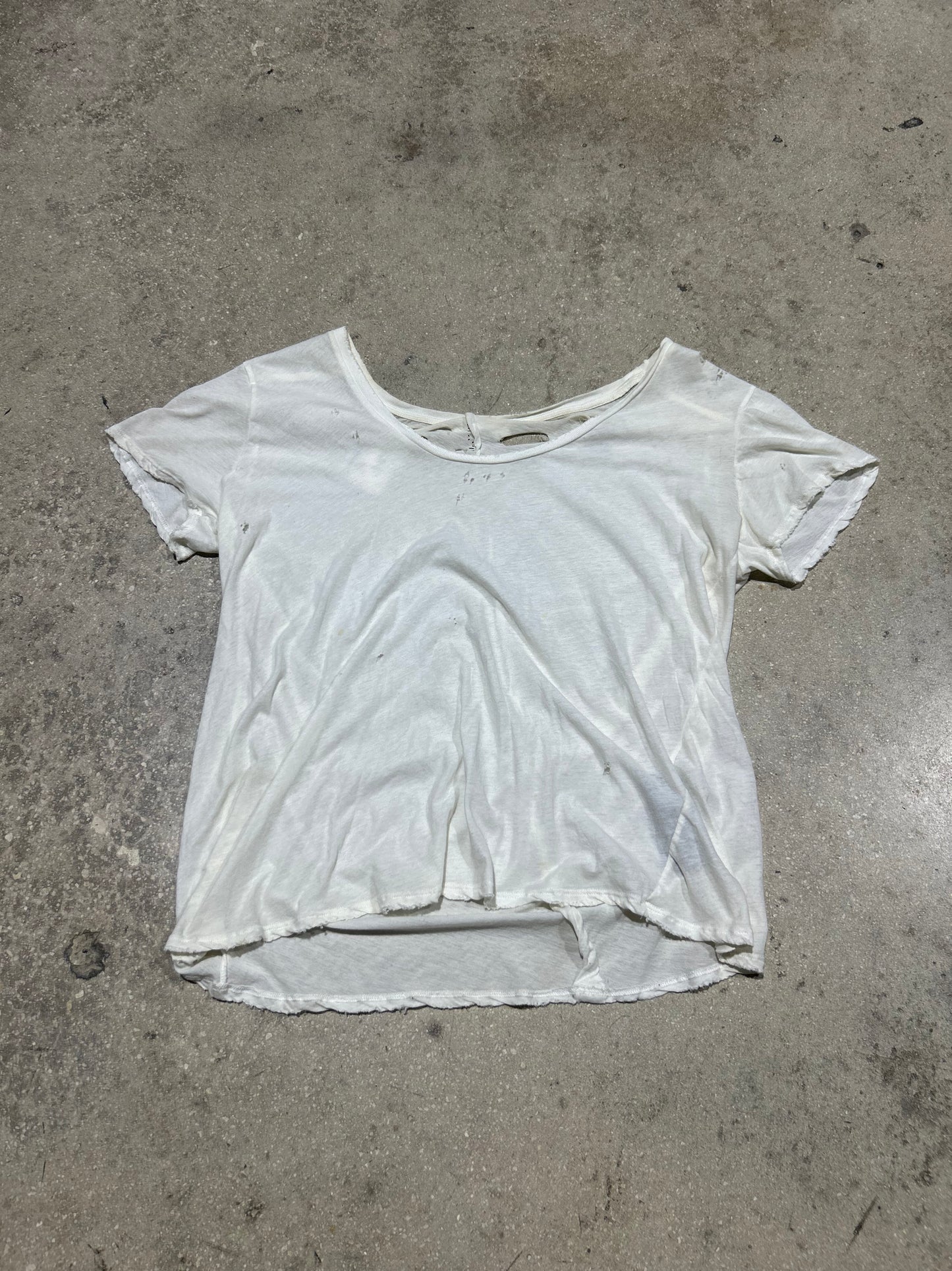 WMNS Thrashed Baby Tee - White Size Small
