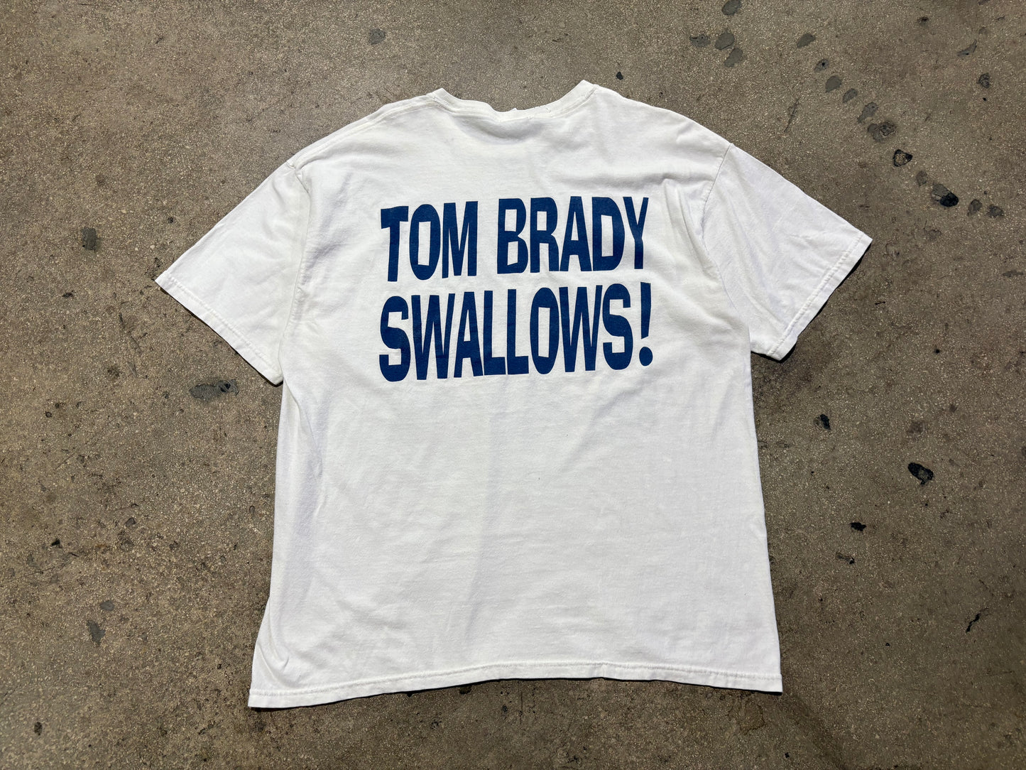 New England Sucks Brady Swallows Tee - White Size XL
