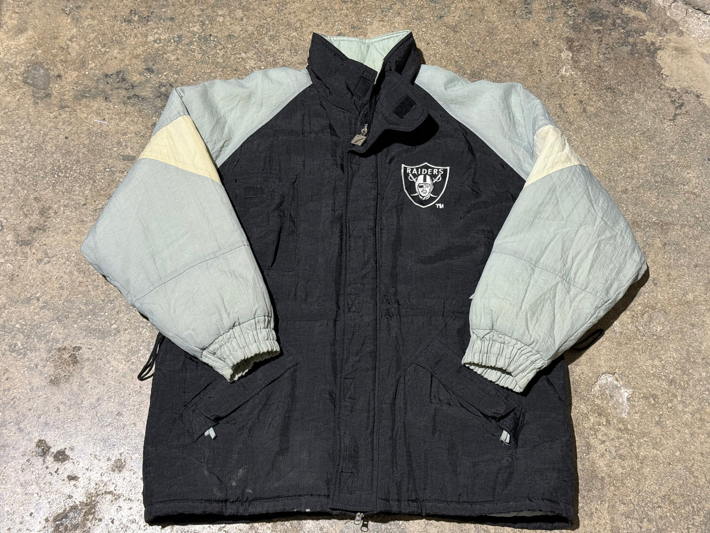 Logo 7 Raiders Long Puffer Jacket - Black Size XL