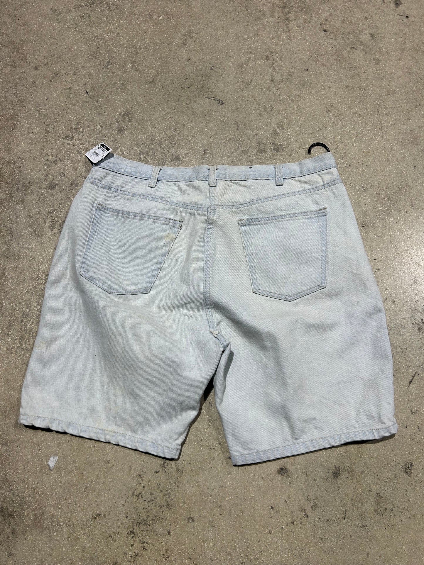 Todays News Denim Shorts - Light Wash Size 40