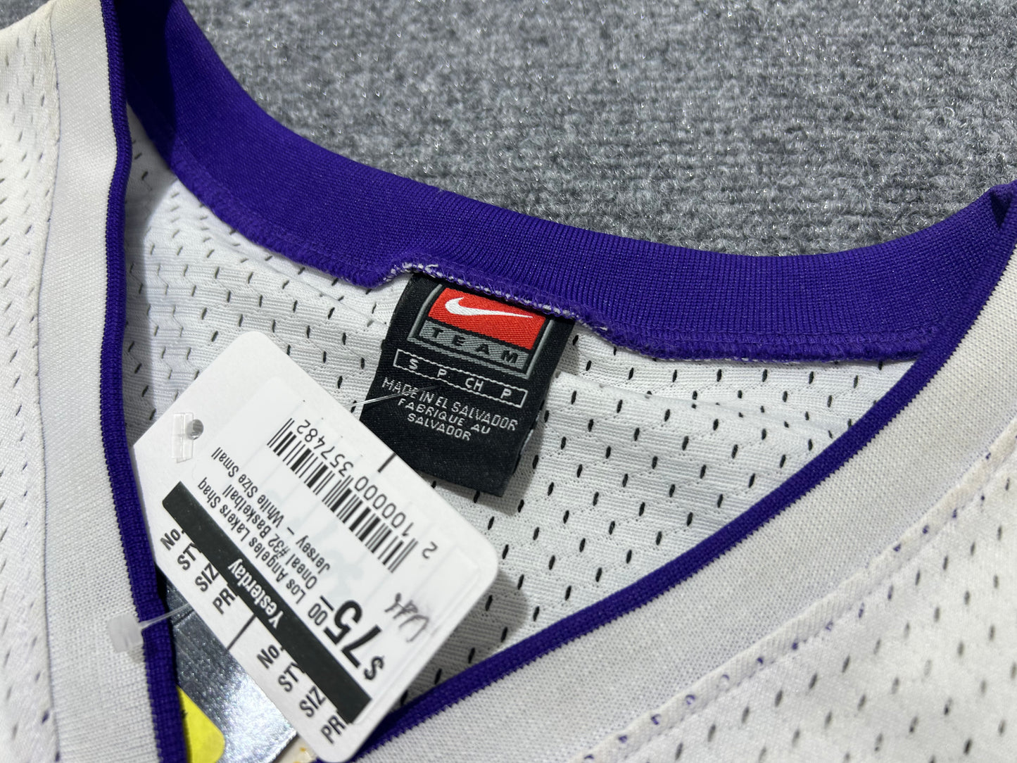 Los Angeles Lakers Shaq Oneal #32 Basketball Jersey - White Size Small